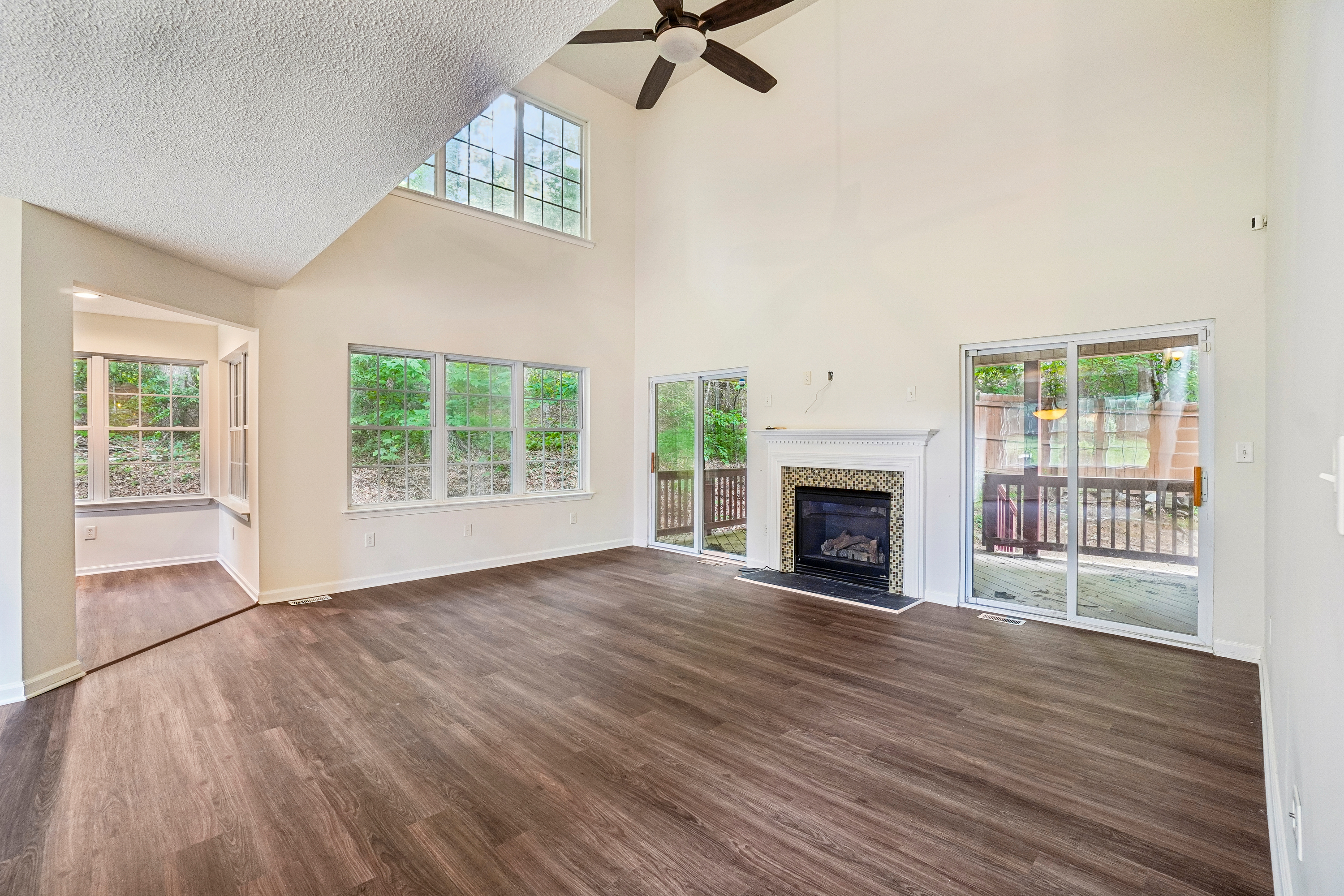 Photo 3 of 65 of 124 Karla Cir, Hendersonville, NC
