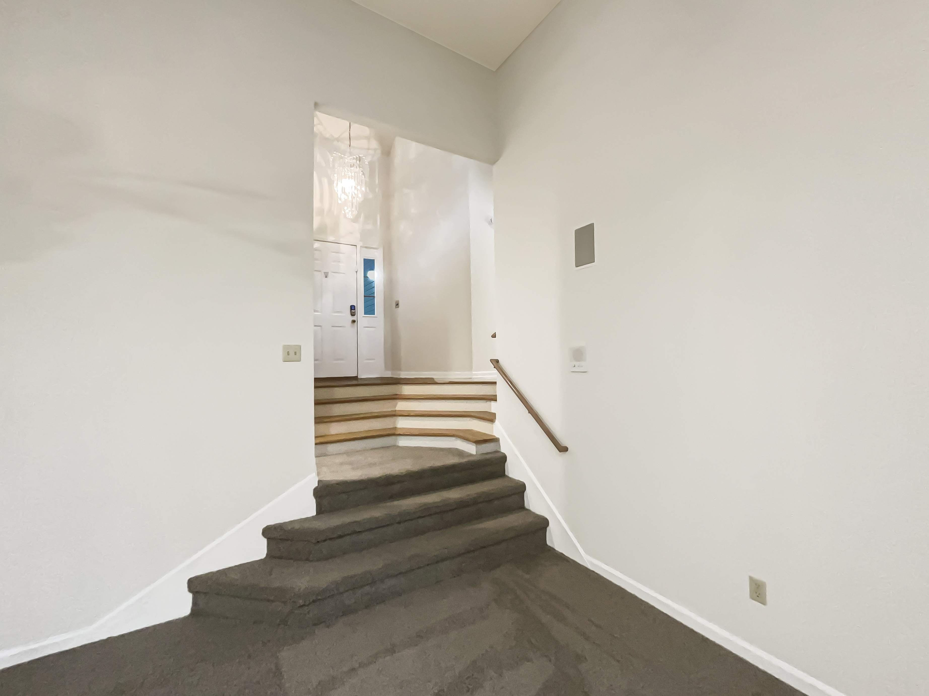 Photo 19 of 33 of 824 N Woodstone Ln, Nashville, TN