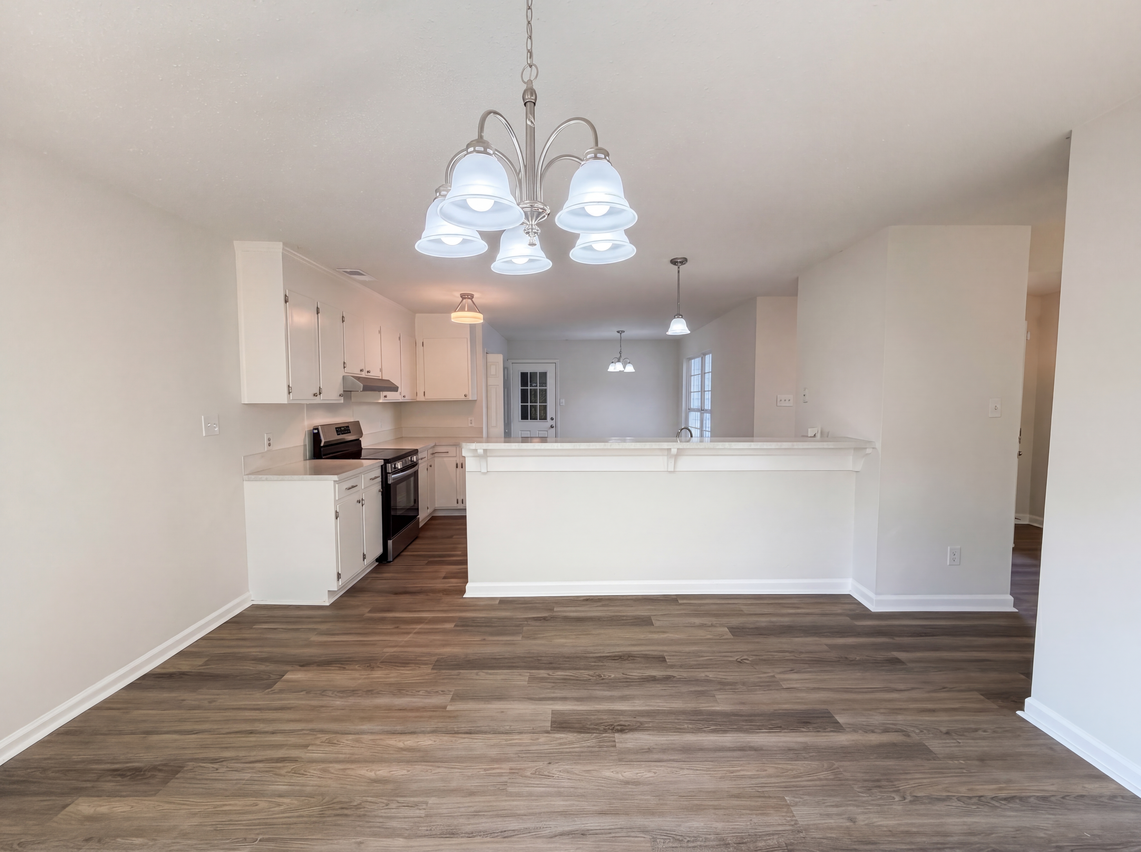 Photo 6 of 16 of 1667 Crestdale Rd, Rock Hill, SC