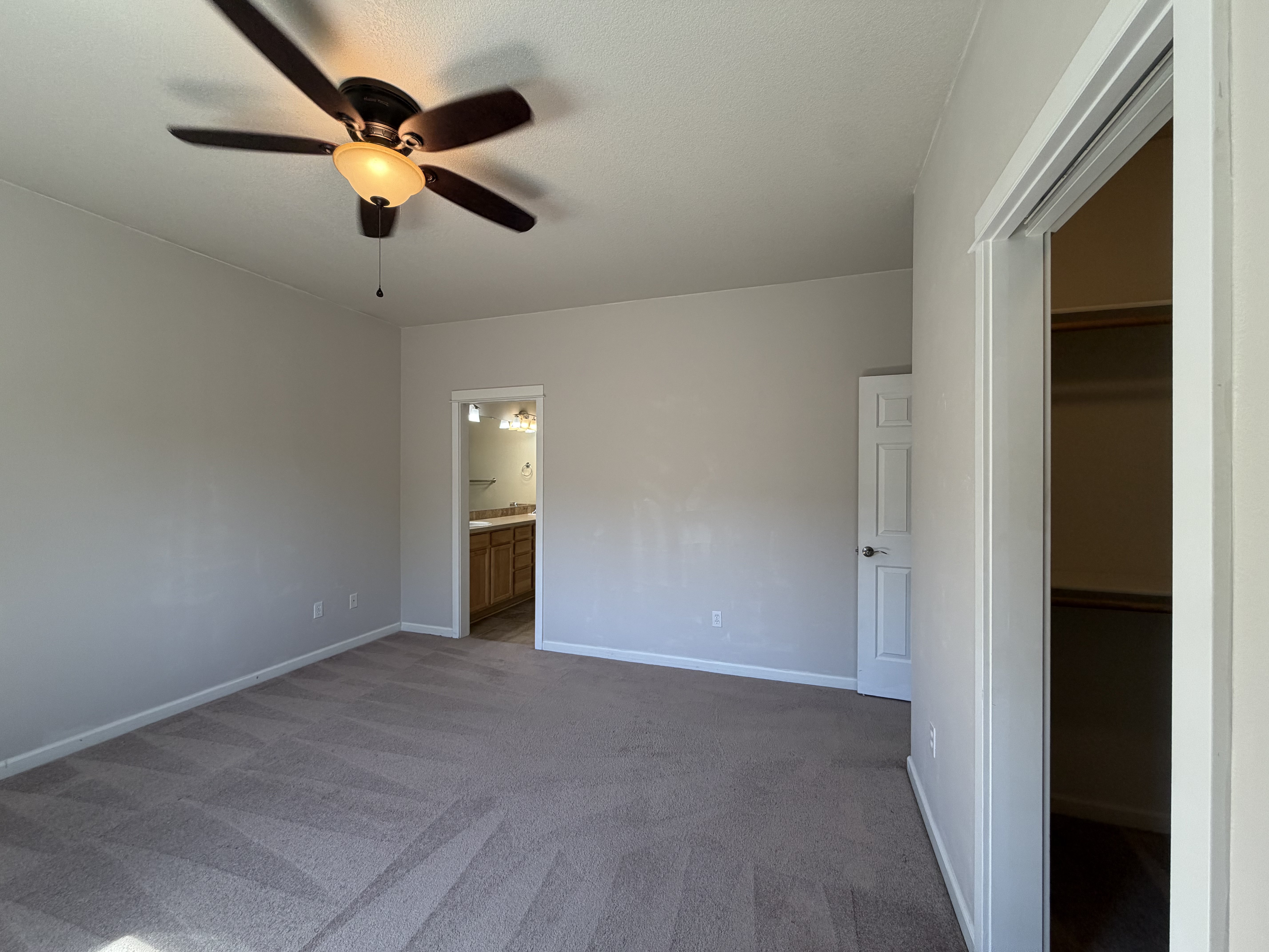 Photo 4 of 22 of 1586 NE Grandhaven St, McMinnville, OR