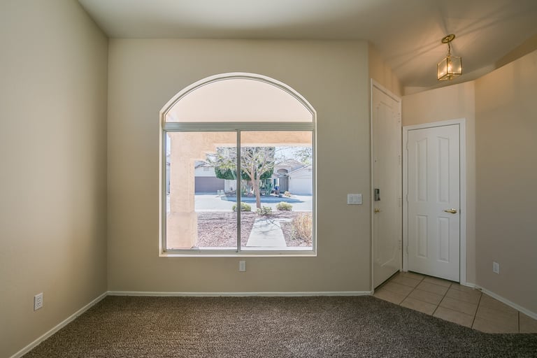Photo 5 of 34 - 1022 E Montoya Ln, Phoenix, AZ 85024