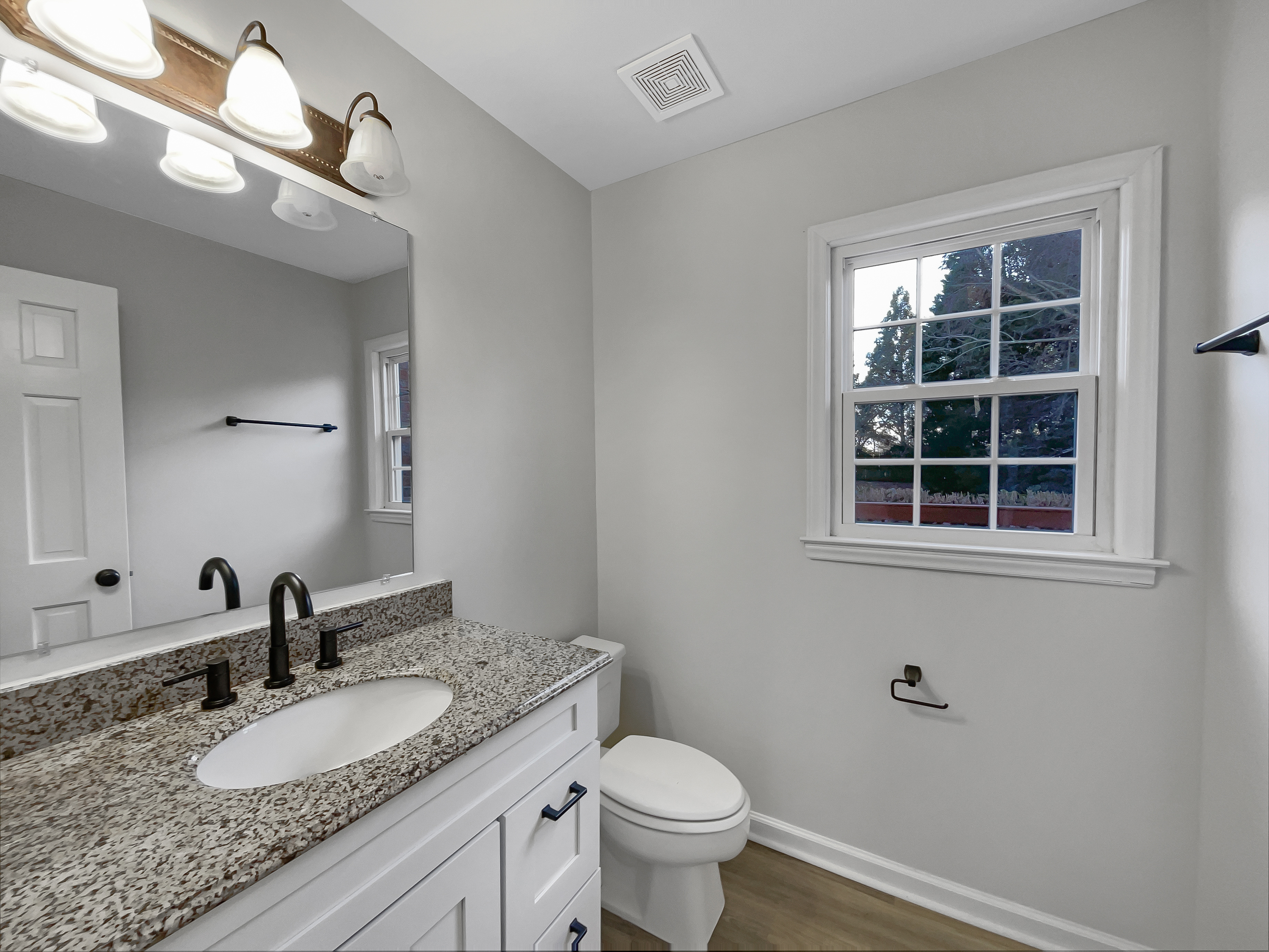 Photo 9 of 25 of 6219 Boykin Spaniel Rd, Charlotte, NC
