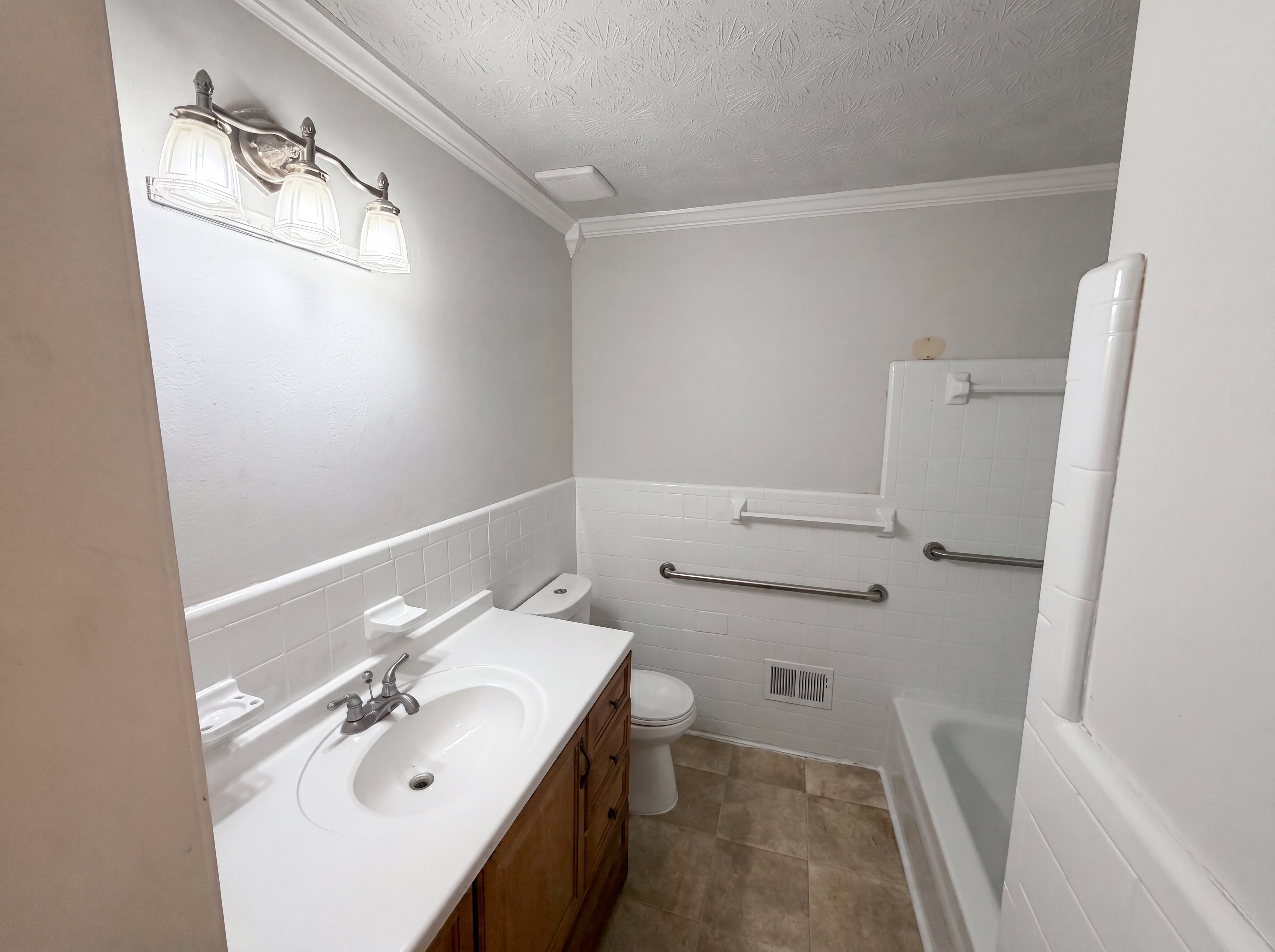 Photo 11 of 18 of 5795 Stewart Mill Rd, Douglasville, GA