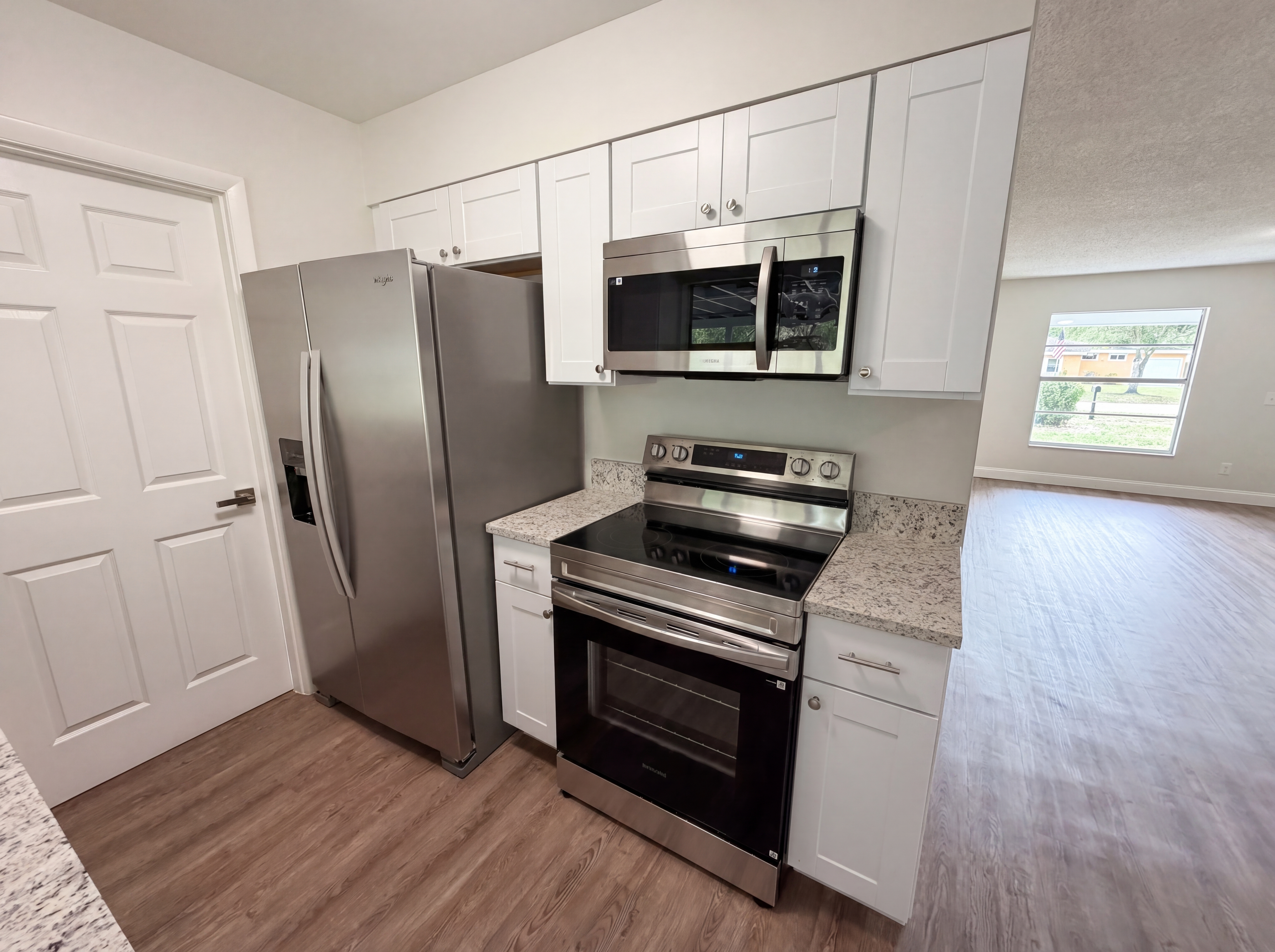 Photo 8 of 26 of 11607 English St, Orlando, FL