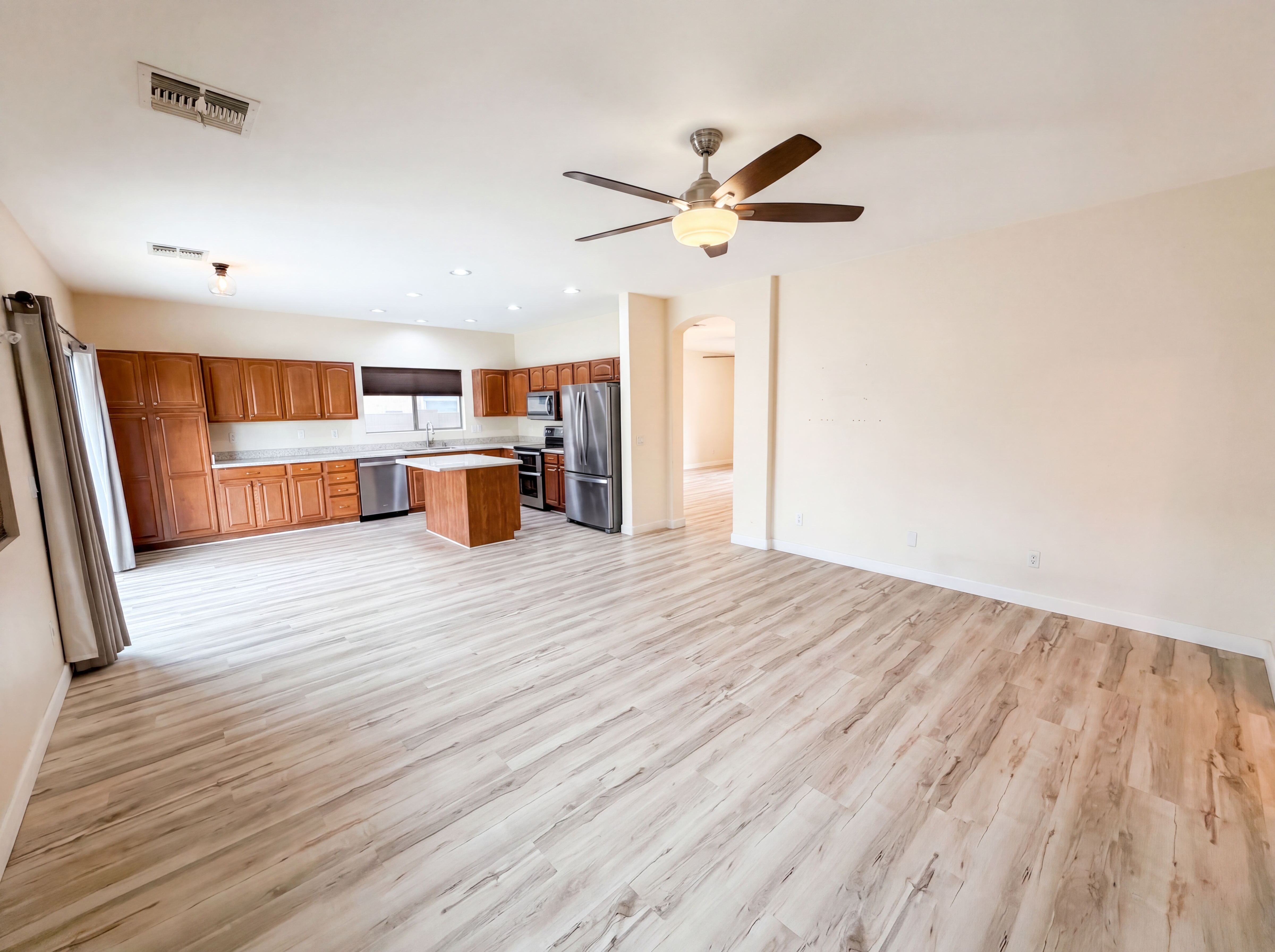 Photo 12 of 35 of 6620 S 48th Ln, Laveen, AZ
