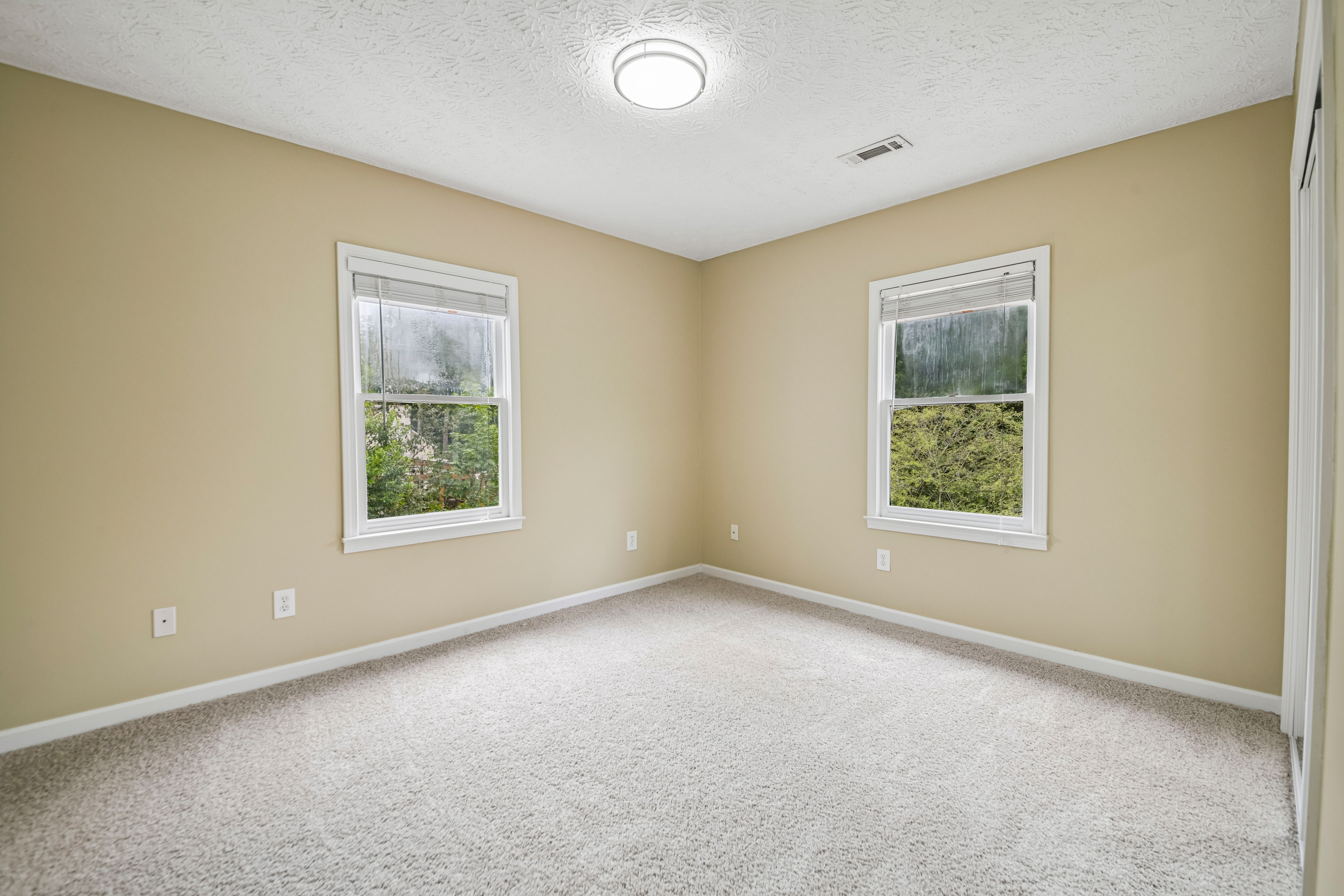 Photo 21 of 34 of 2321 Murdock Rd, Marietta, GA