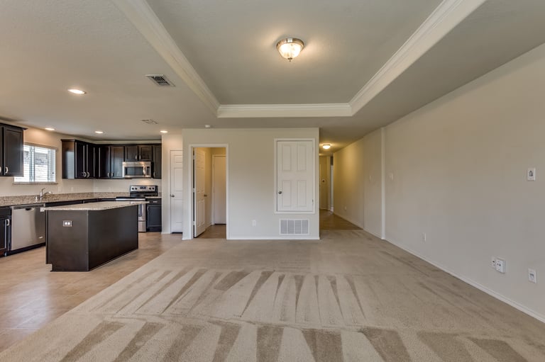 Photo 11 of 27 - 1104 Rivers Creek Ln, Little Elm, TX 75068
