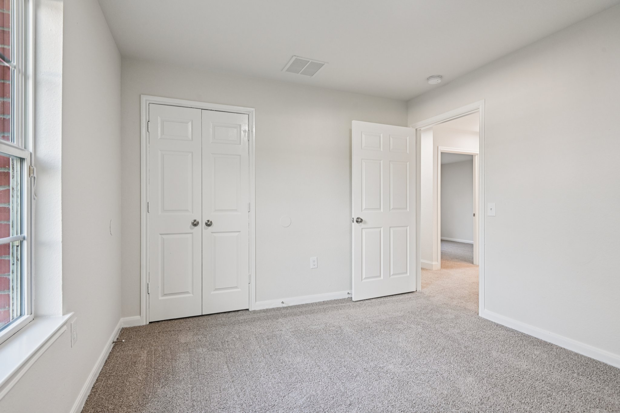 Photo 30 of 38 of 2714 Silkwood St, Dallas, TX