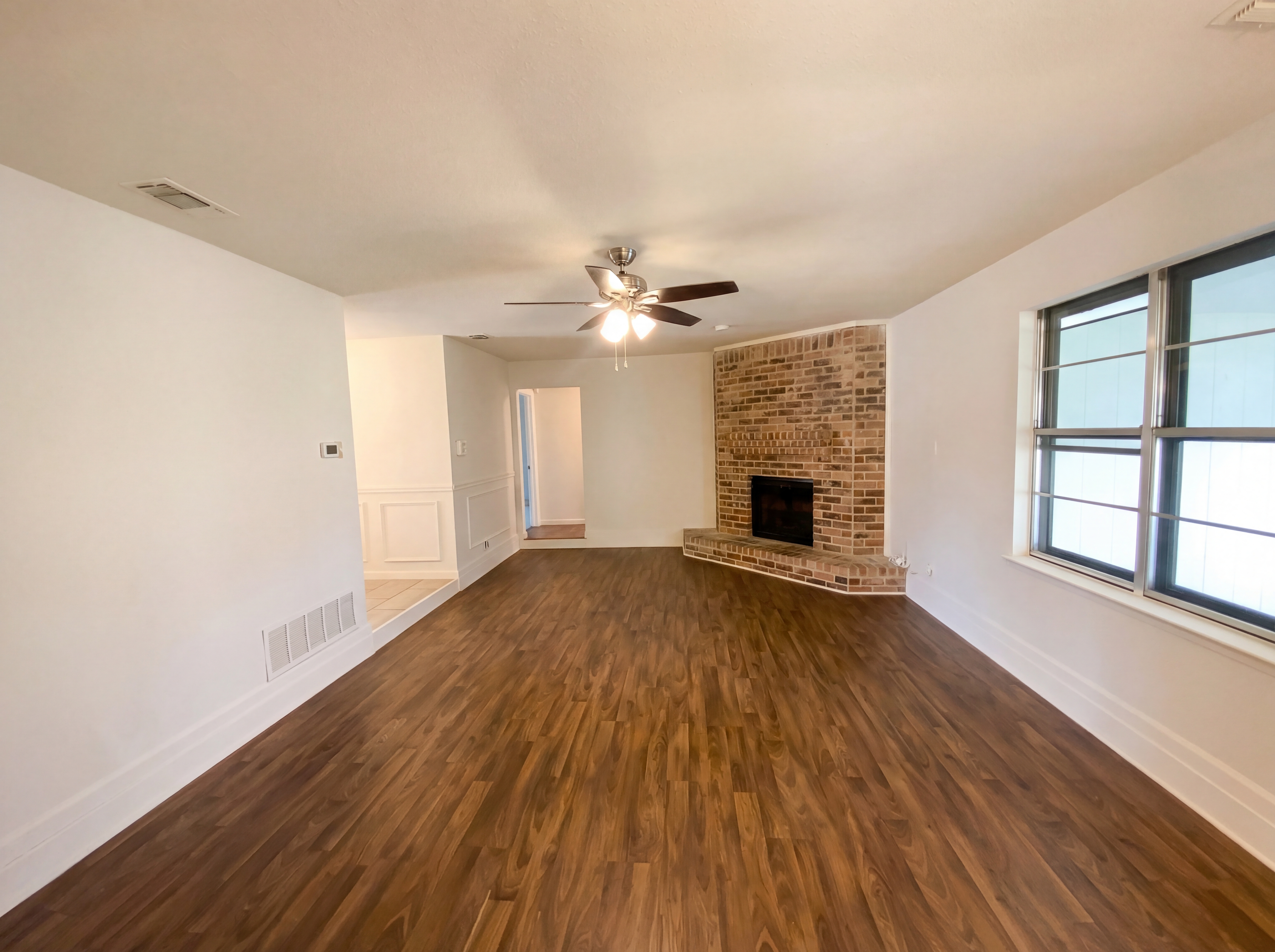 Photo 5 of 16 of 1407 Rose Ave, Killeen, TX