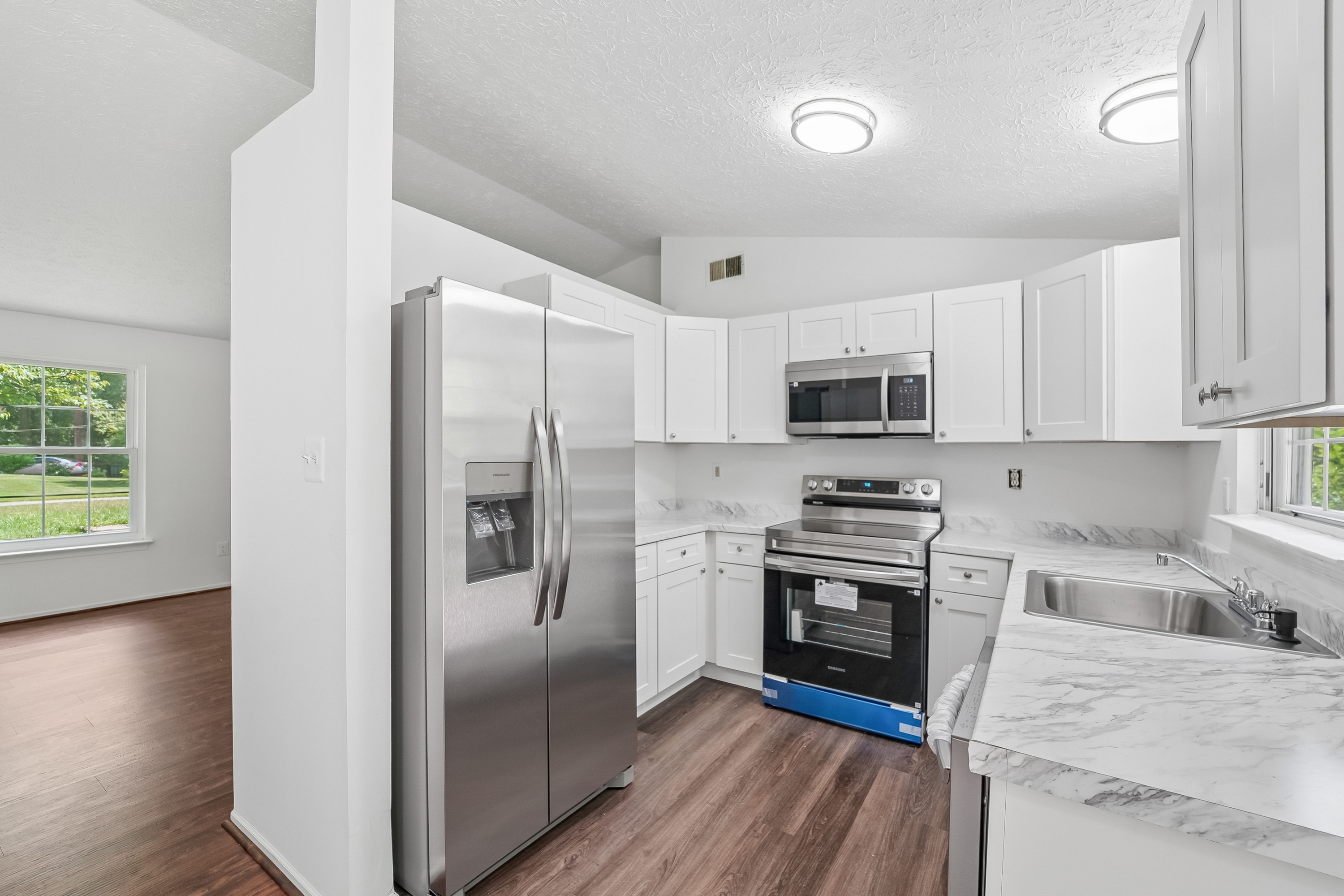 Photo 10 of 19 of 1502 Clearfield Cir, Severn, MD