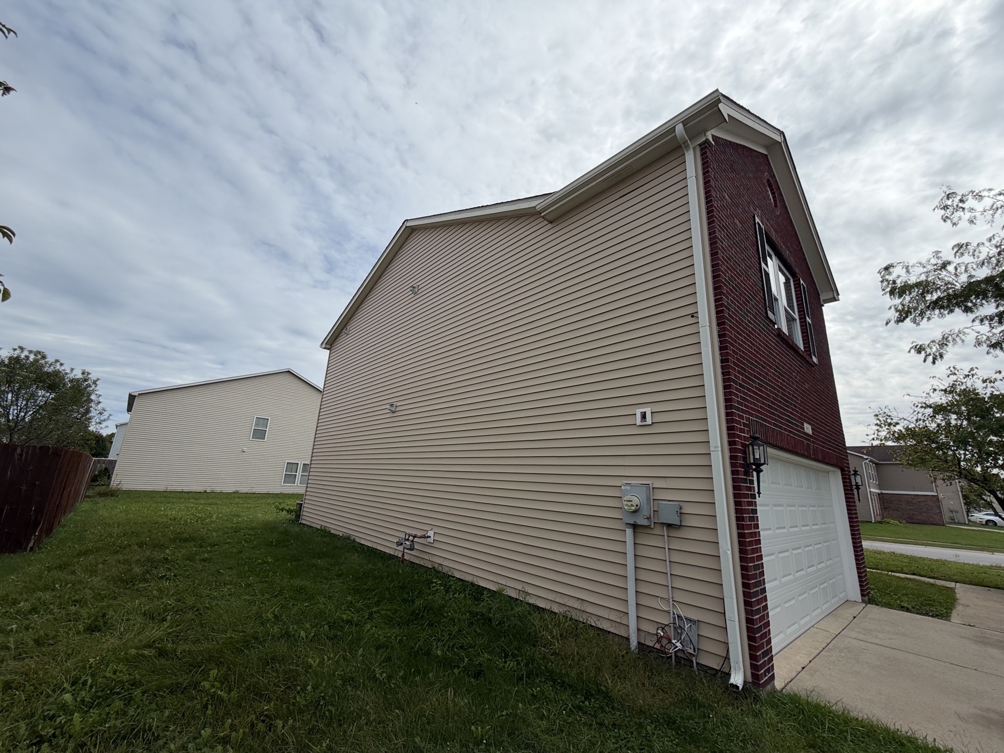 Photo 19 of 22 of 6611 Branches Dr, Brownsburg, IN