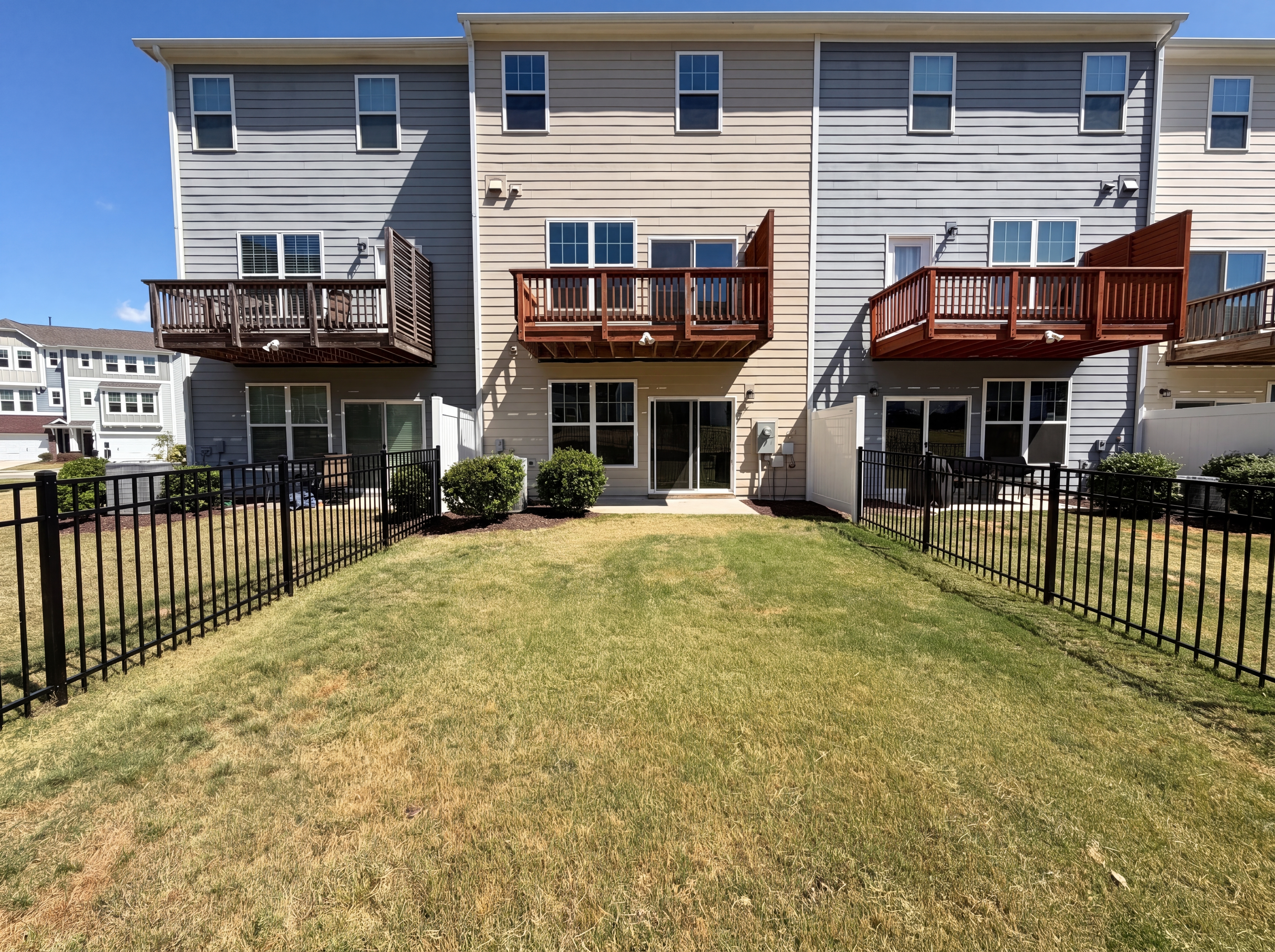 Photo 5 of 19 of 1026 Commack Dr, Durham, NC