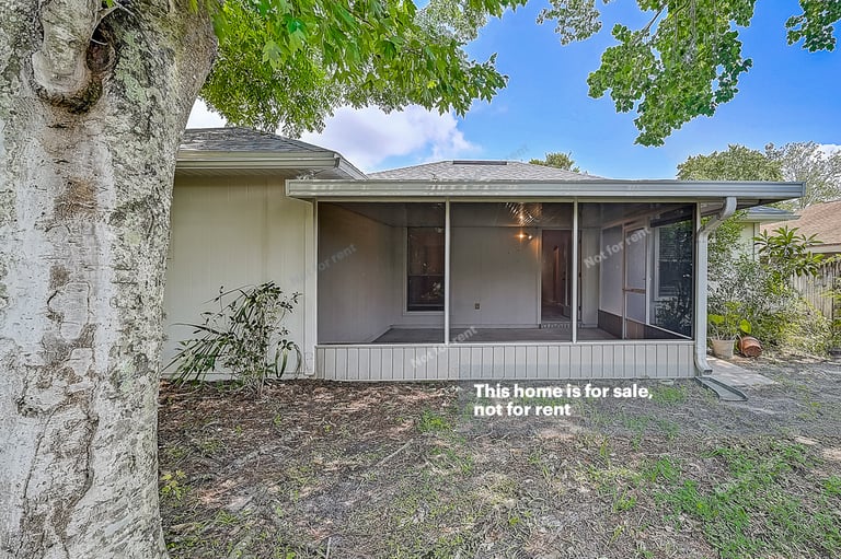 Photo 16 of 30 - 1491 Beecher Ln, Orange Park, FL 32073