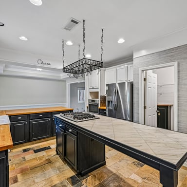 Property photo 2 of 8590 River Walk Lndg