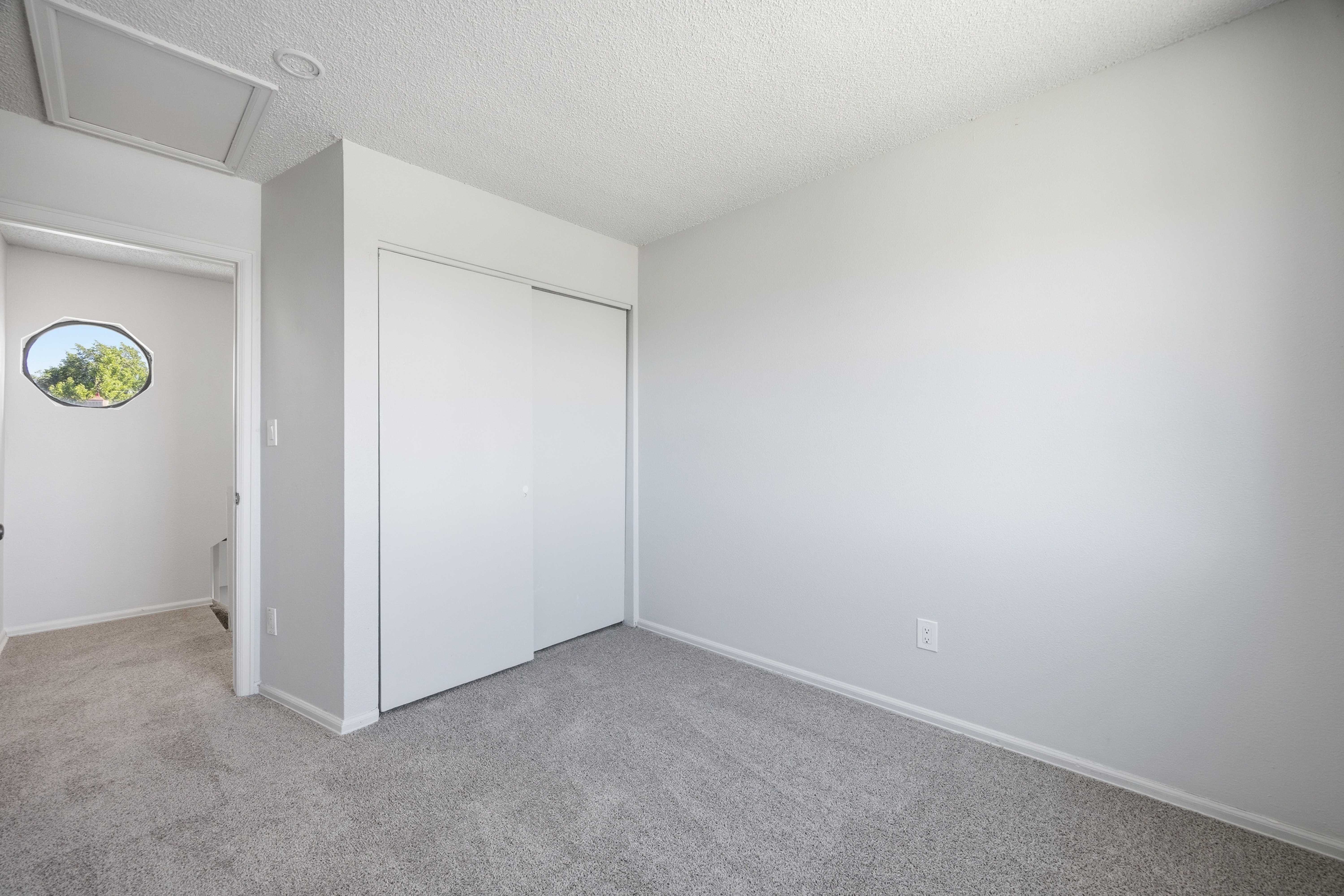 Photo 20 of 39 of 4571 Sunnyhill Dr, Colorado Springs, CO