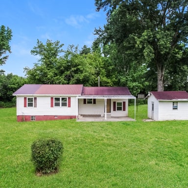 Property photo 3 of 2294 Cullman Rd