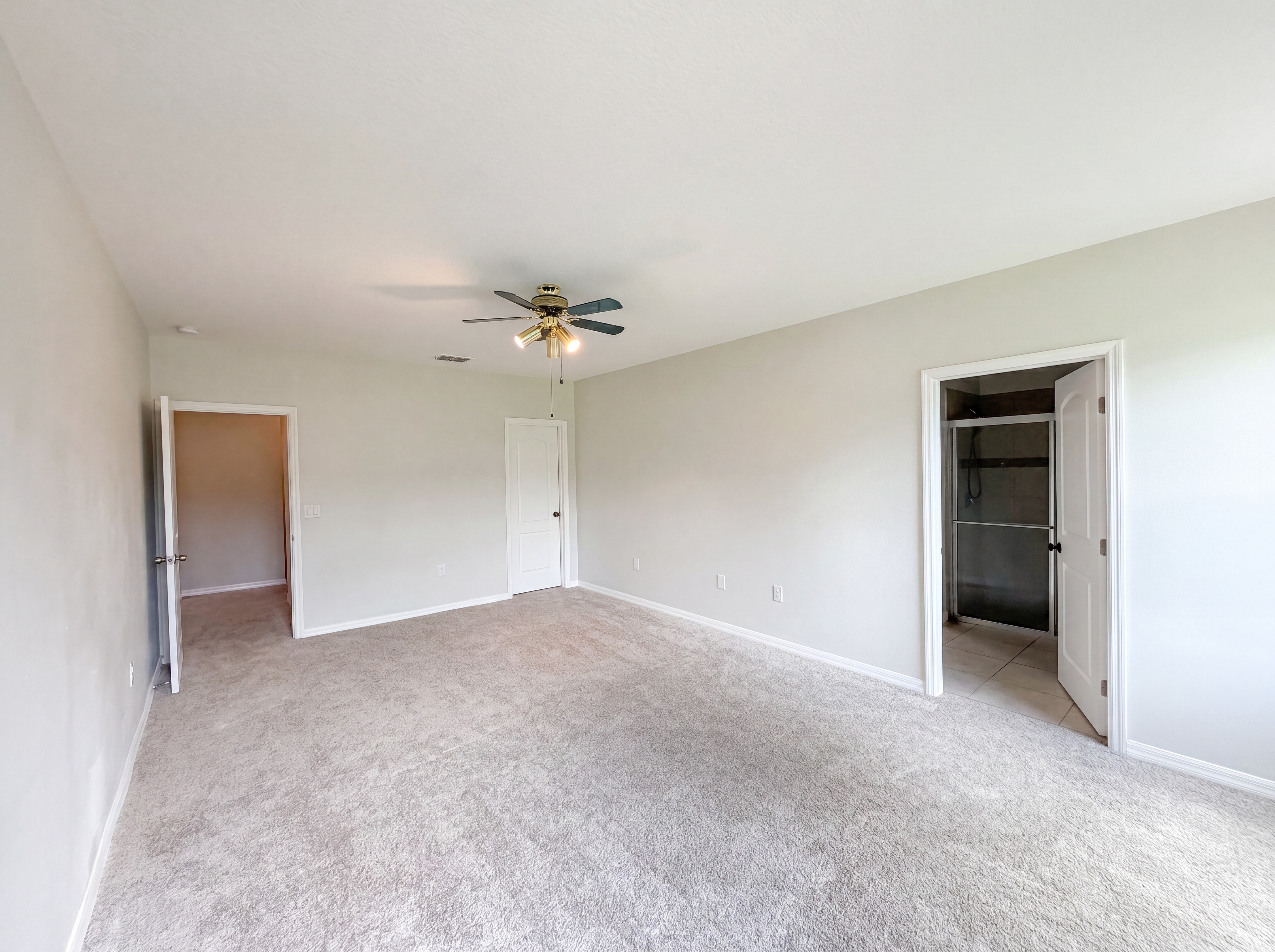 Photo 4 of 22 of 4876 Grassy Knoll Dr, Tavares, FL