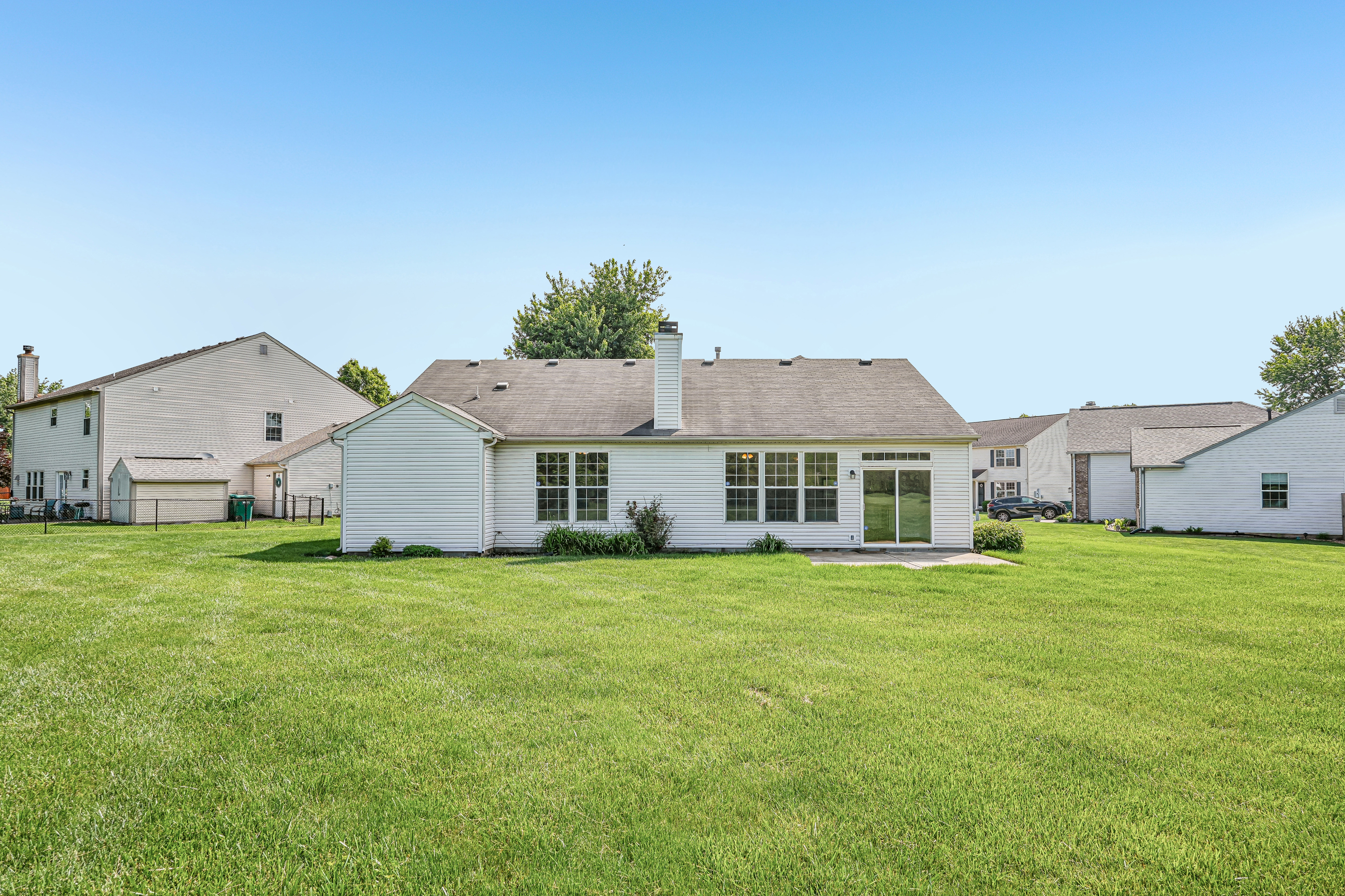 Photo 42 of 48 of 2082 Lawrin Ct, Indianapolis, IN