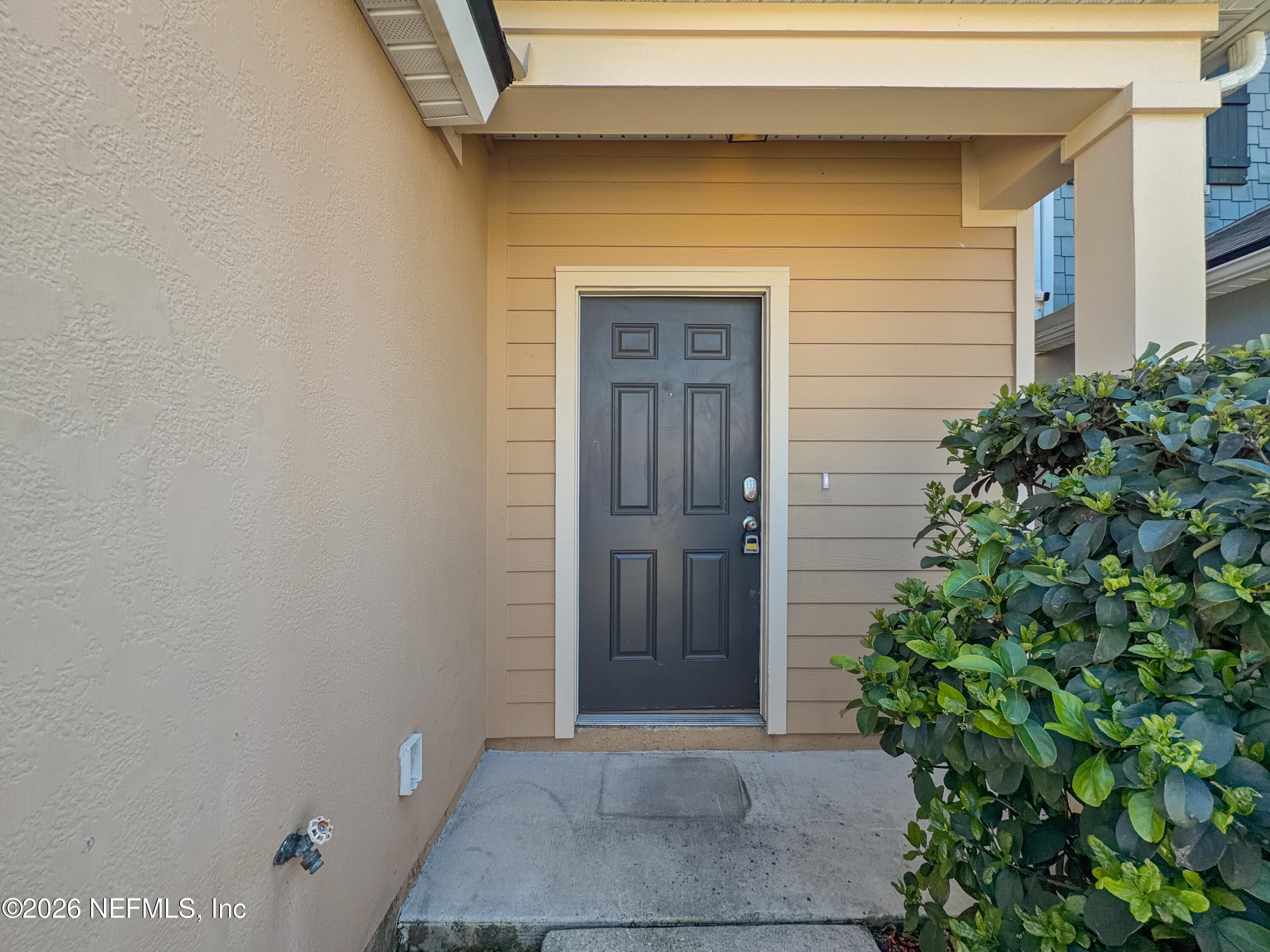 Photo 12 of 21 of 8592 Dylan Michael Dr, Jacksonville, FL