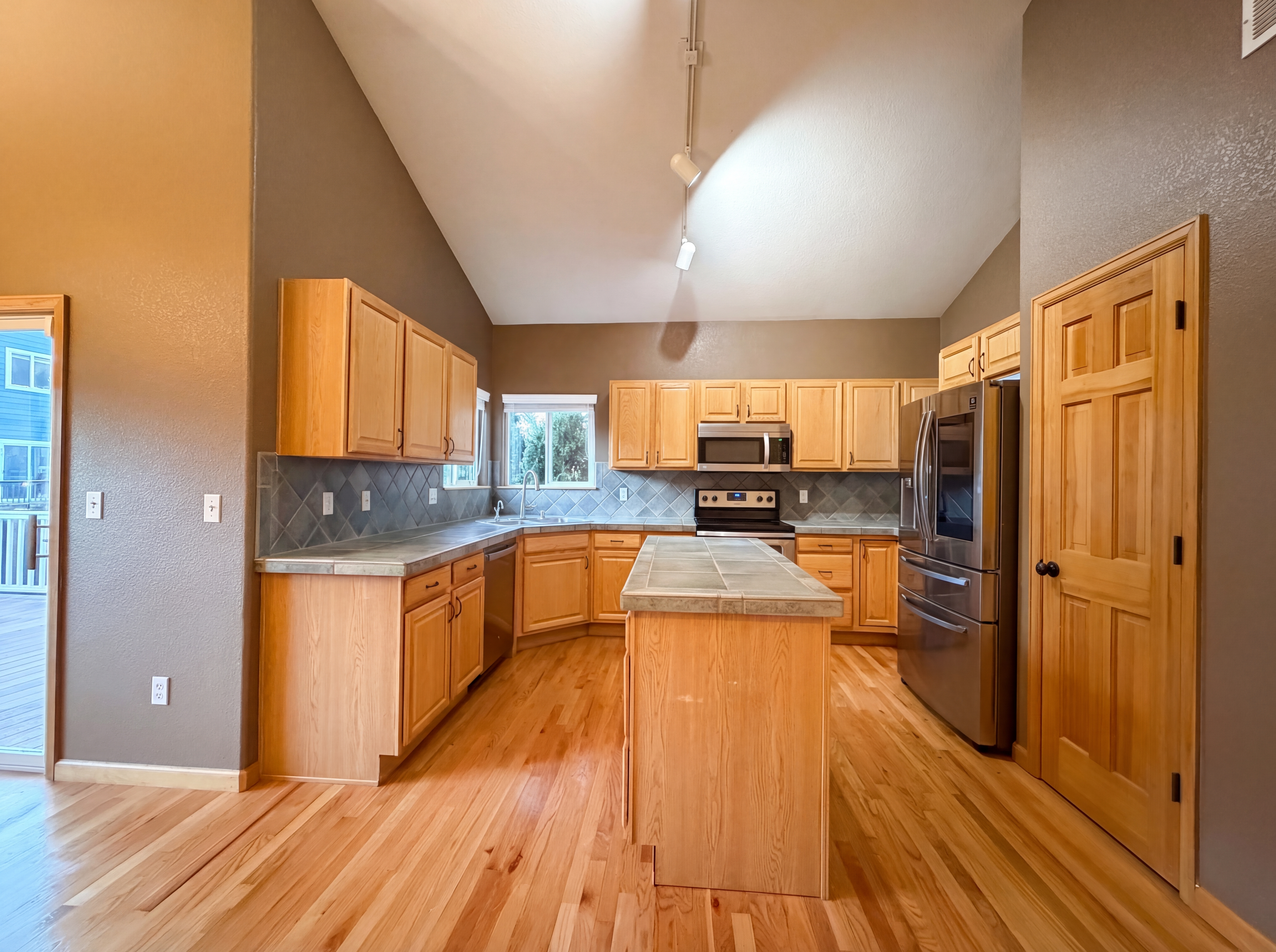 Photo 2 of 53 of 231 Maggie St, Longmont, CO