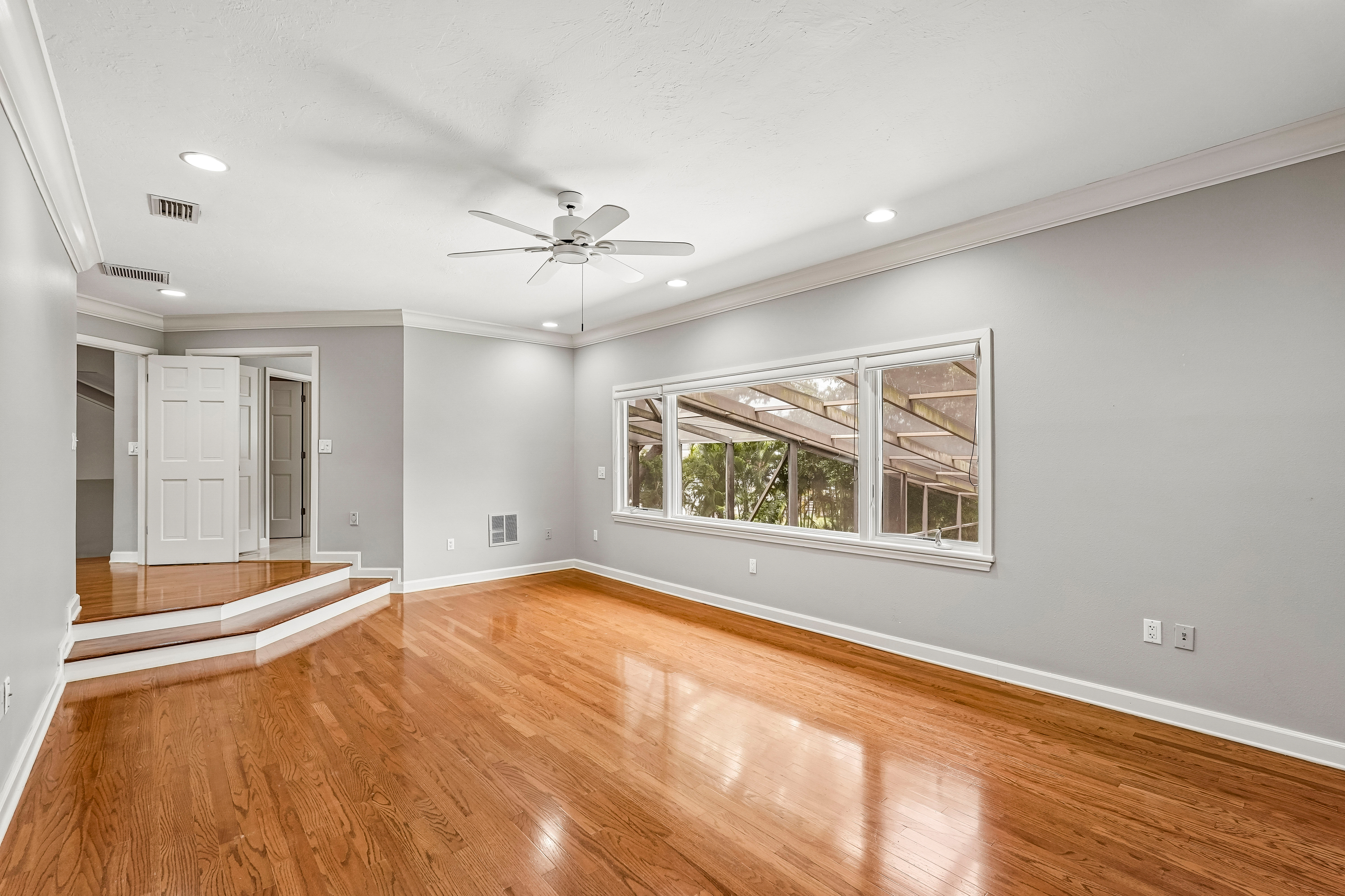 Photo 36 of 68 of 1675 Landings Ln, Sarasota, FL
