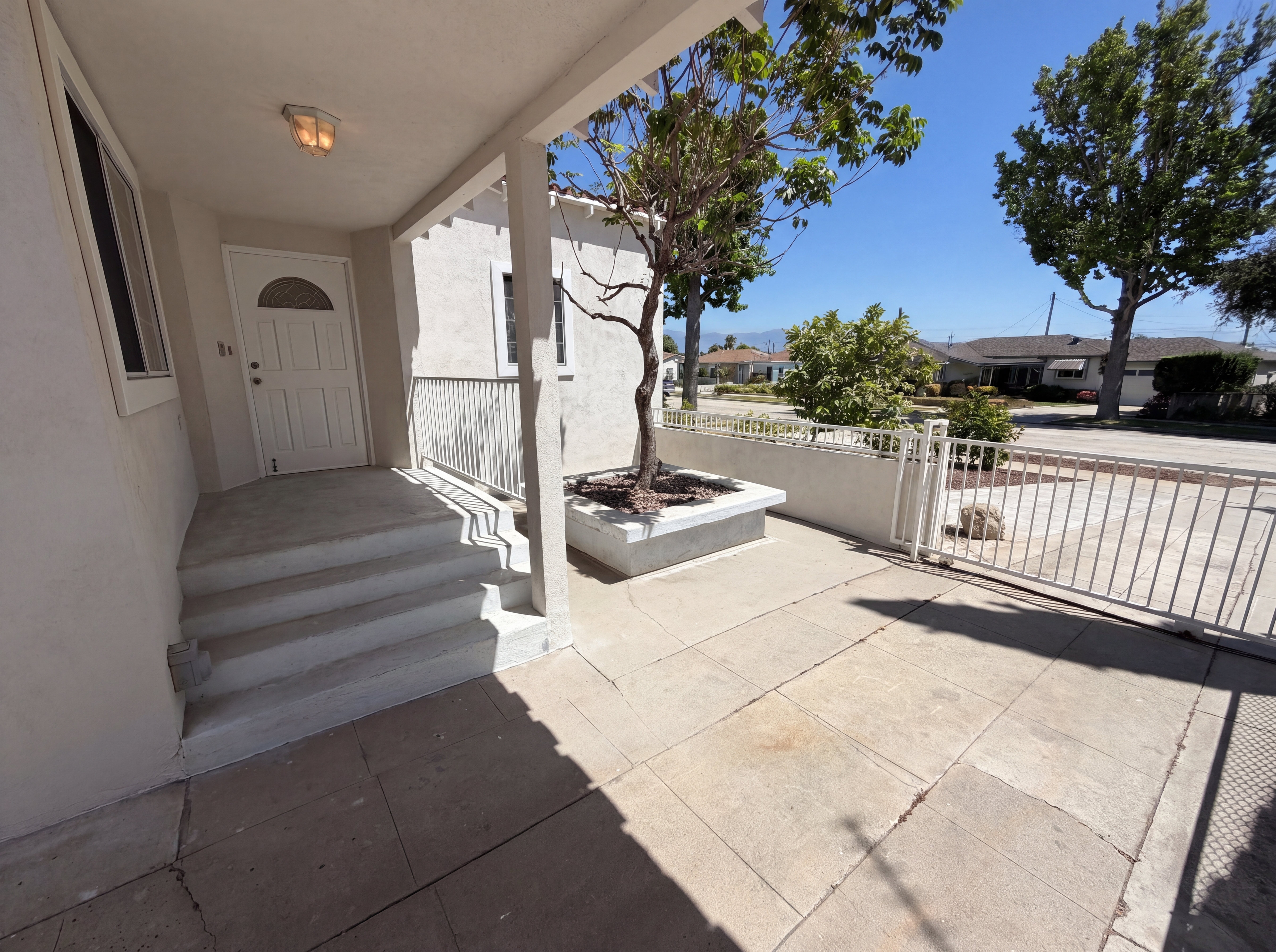 Photo 23 of 31 of 817 S 9th St, Alhambra, CA