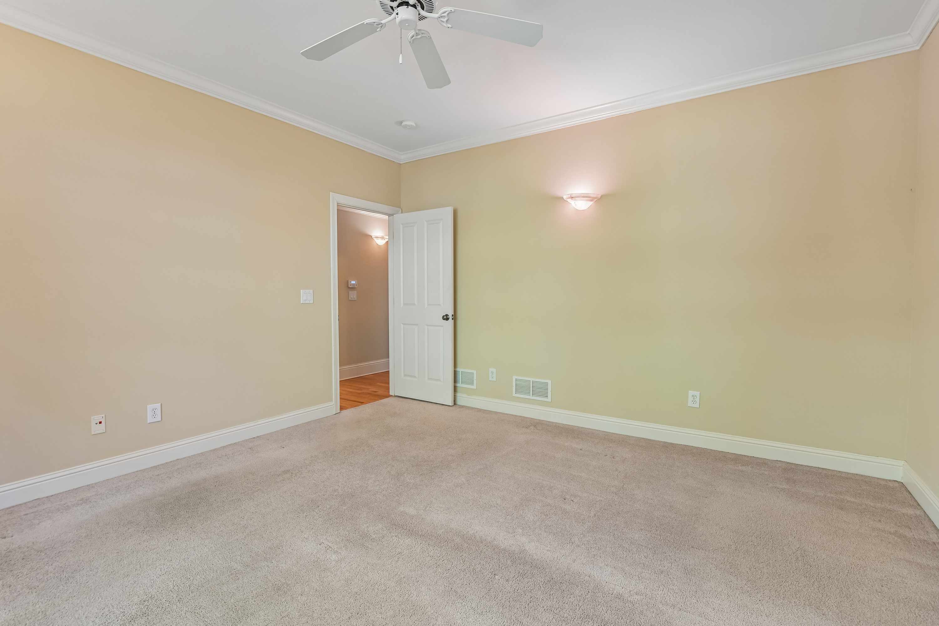 Photo 34 of 73 of 720 Barberry Dr, Alpharetta, GA