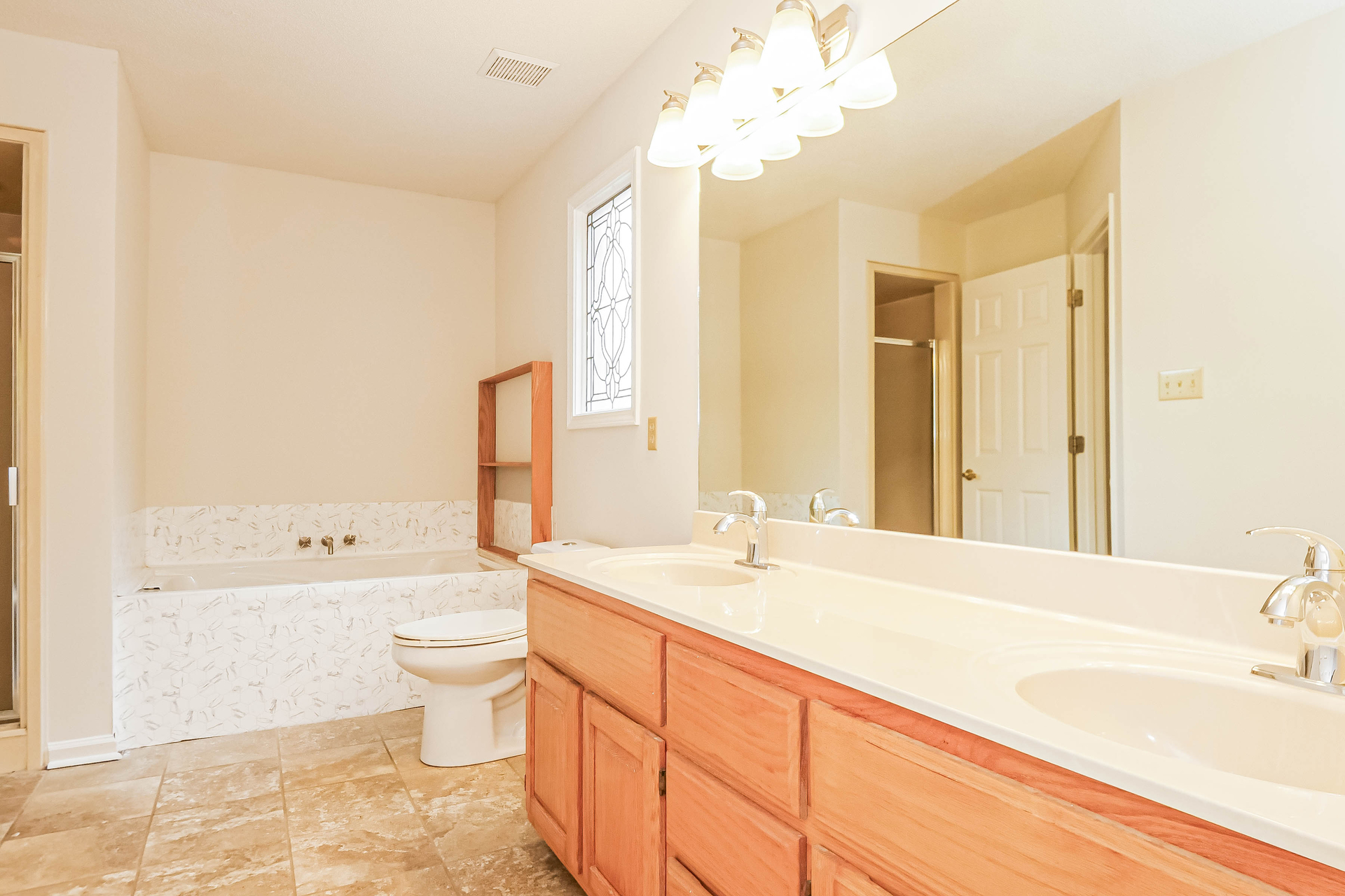 Photo 13 of 21 of 291 Wellington Way, Atoka, TN