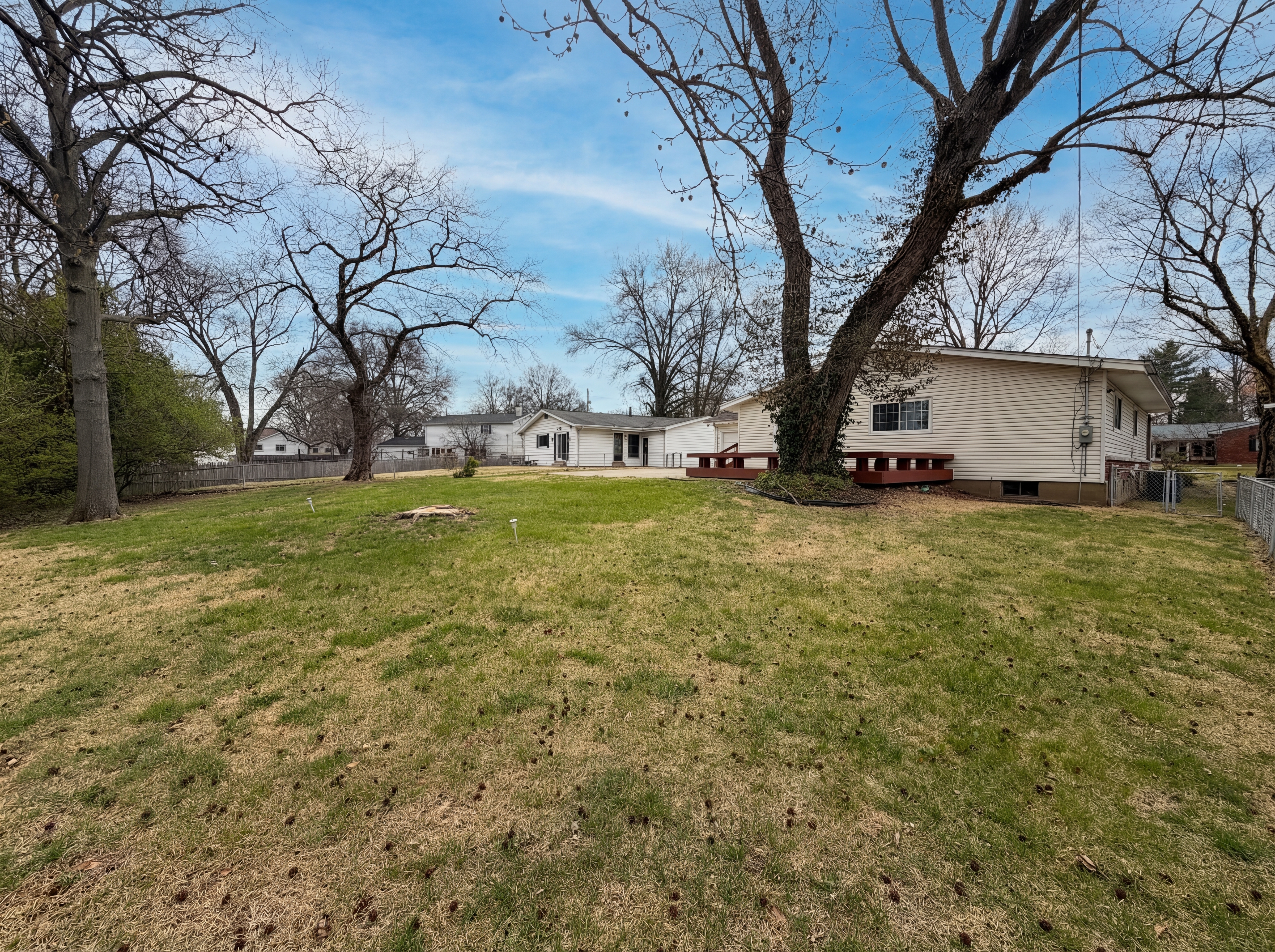 Photo 19 of 23 of 3325 Steed Dr, Florissant, MO