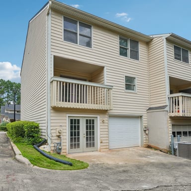 Property photo 3 of 19 Belmonte Ct SW