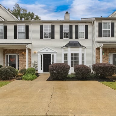 Property photo 1 of 409 Timber Gate Dr