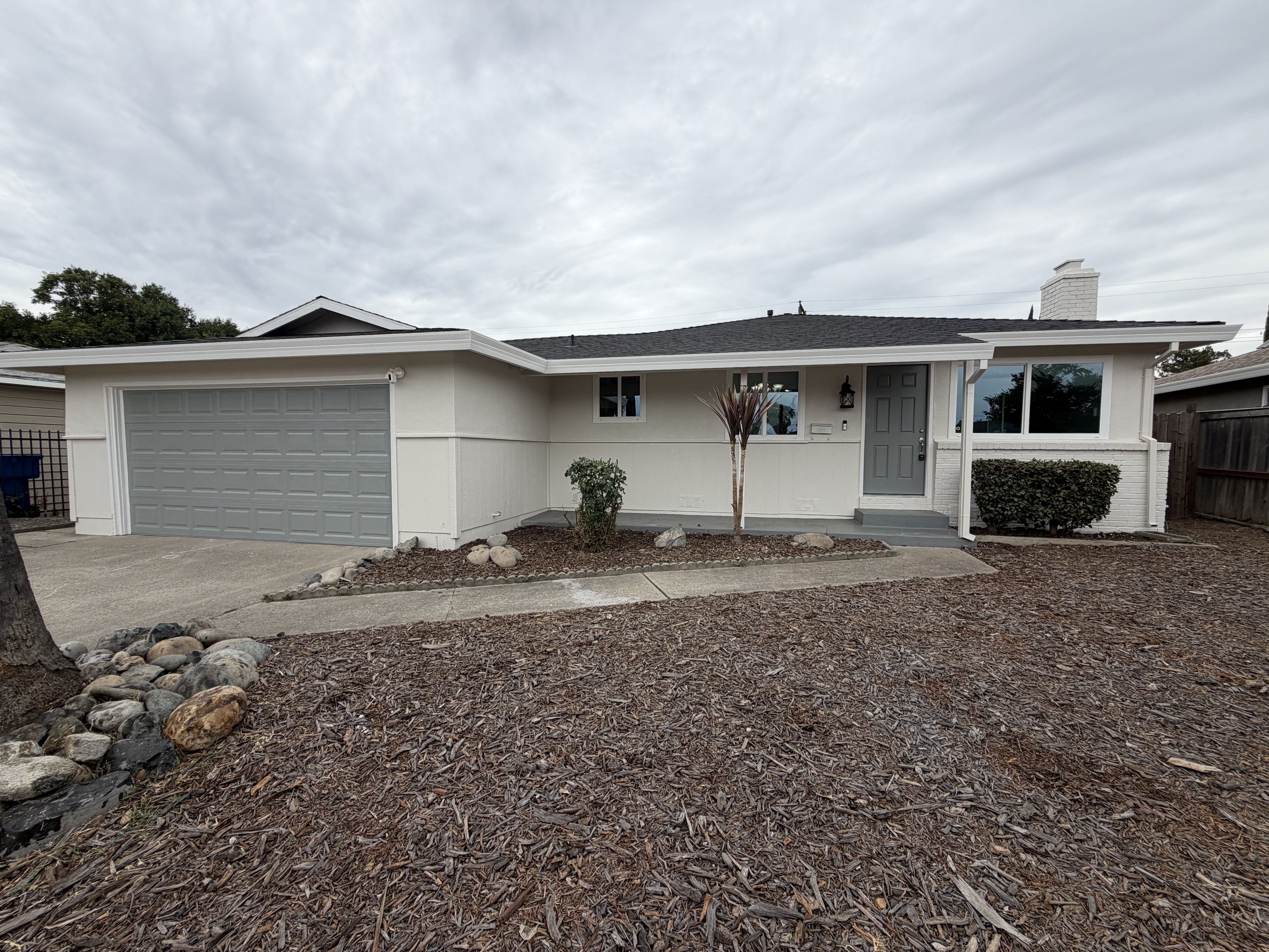 Photo 19 of 22 of 7550 Tamoshanter Way, Sacramento, CA