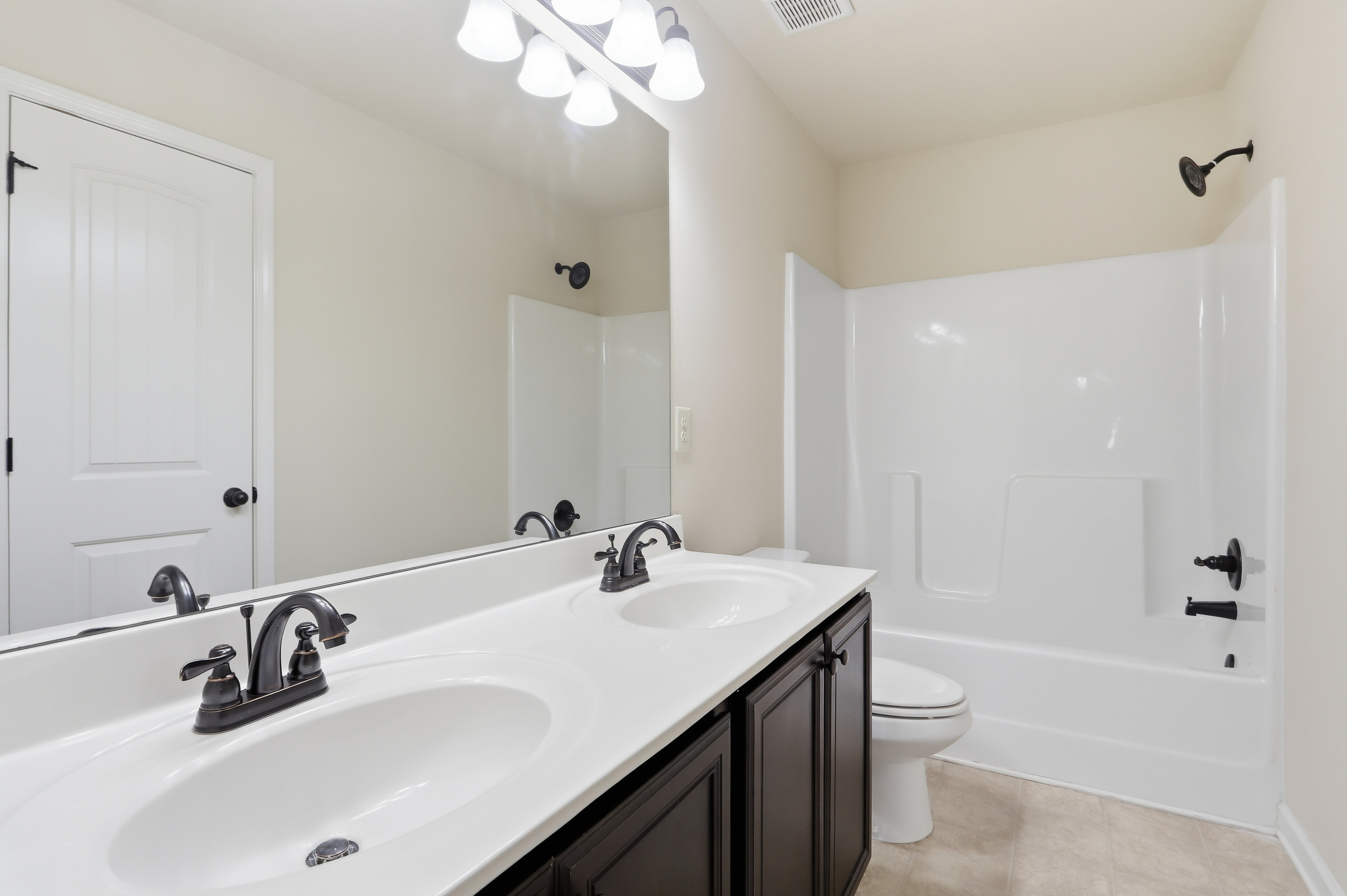 Photo 29 of 44 of 157 Ashbury Cir, Dallas, GA