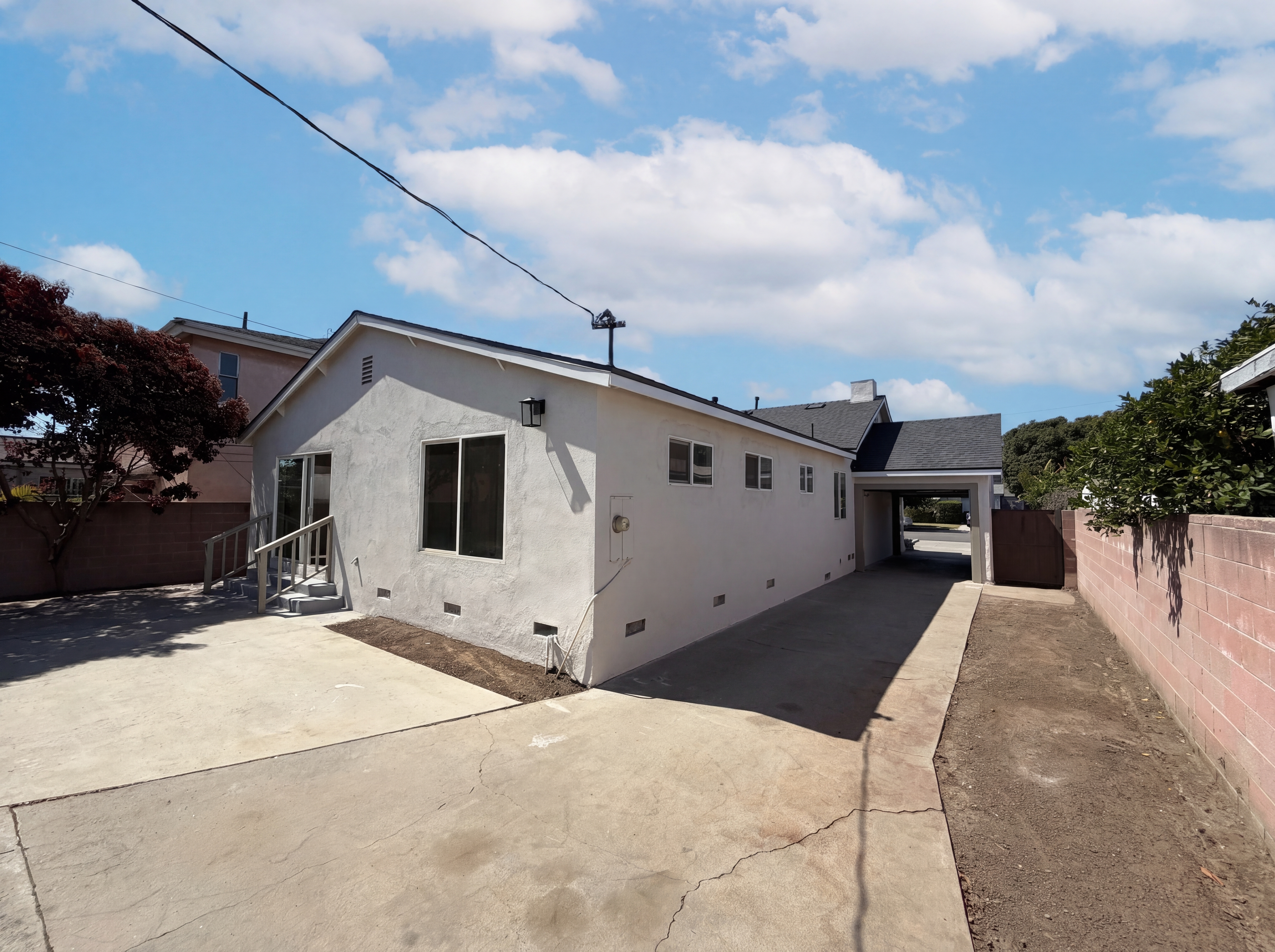 Photo 24 of 27 of 818 W 130th St, Compton, CA