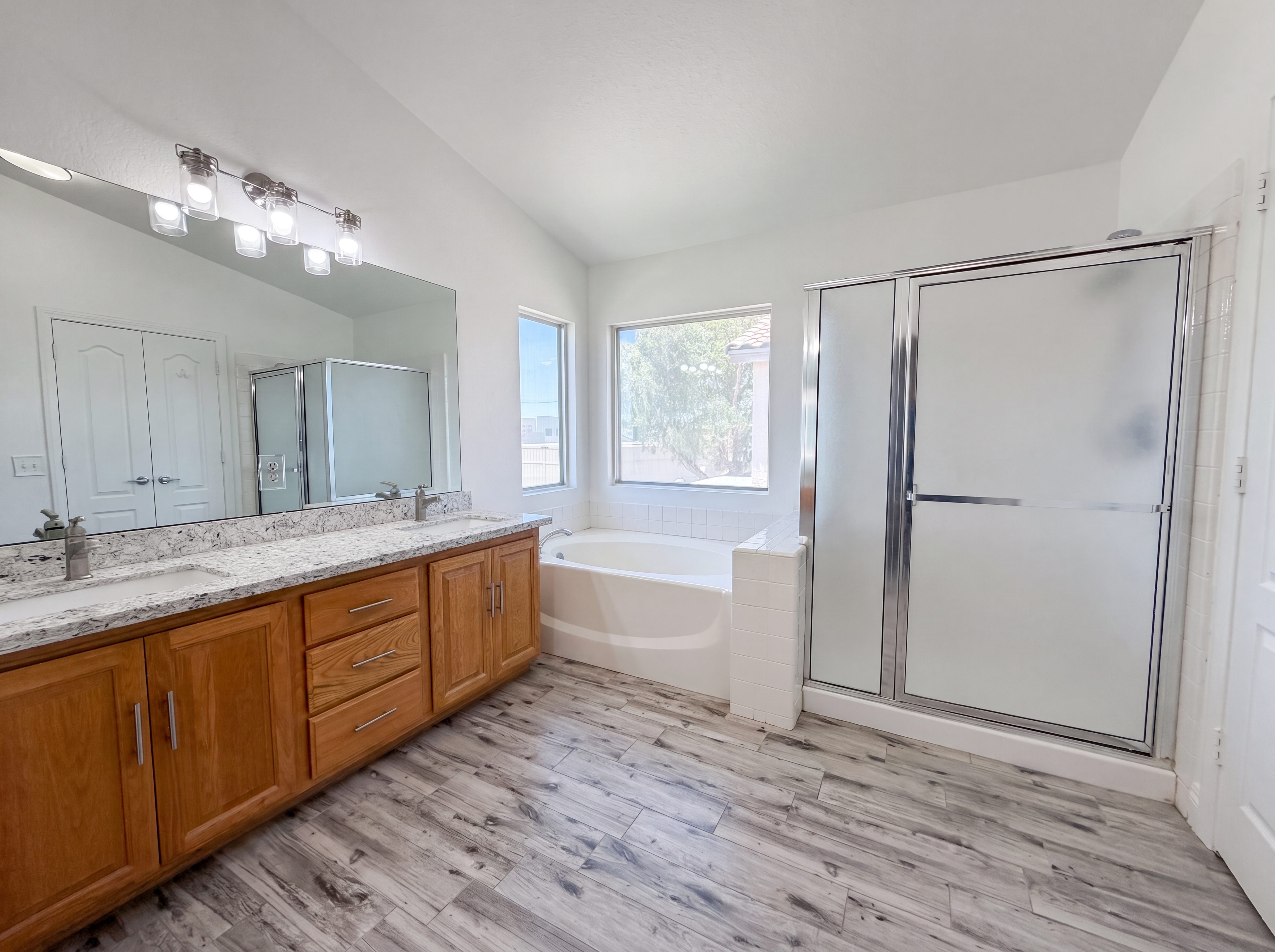 Photo 6 of 27 of 6335 Pavestone Ln, Las Vegas, NV