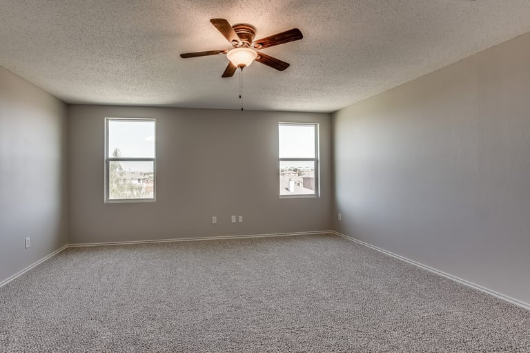 Photo 12 of 28 - 2657 Island Bay Way, Little Elm, TX 75068