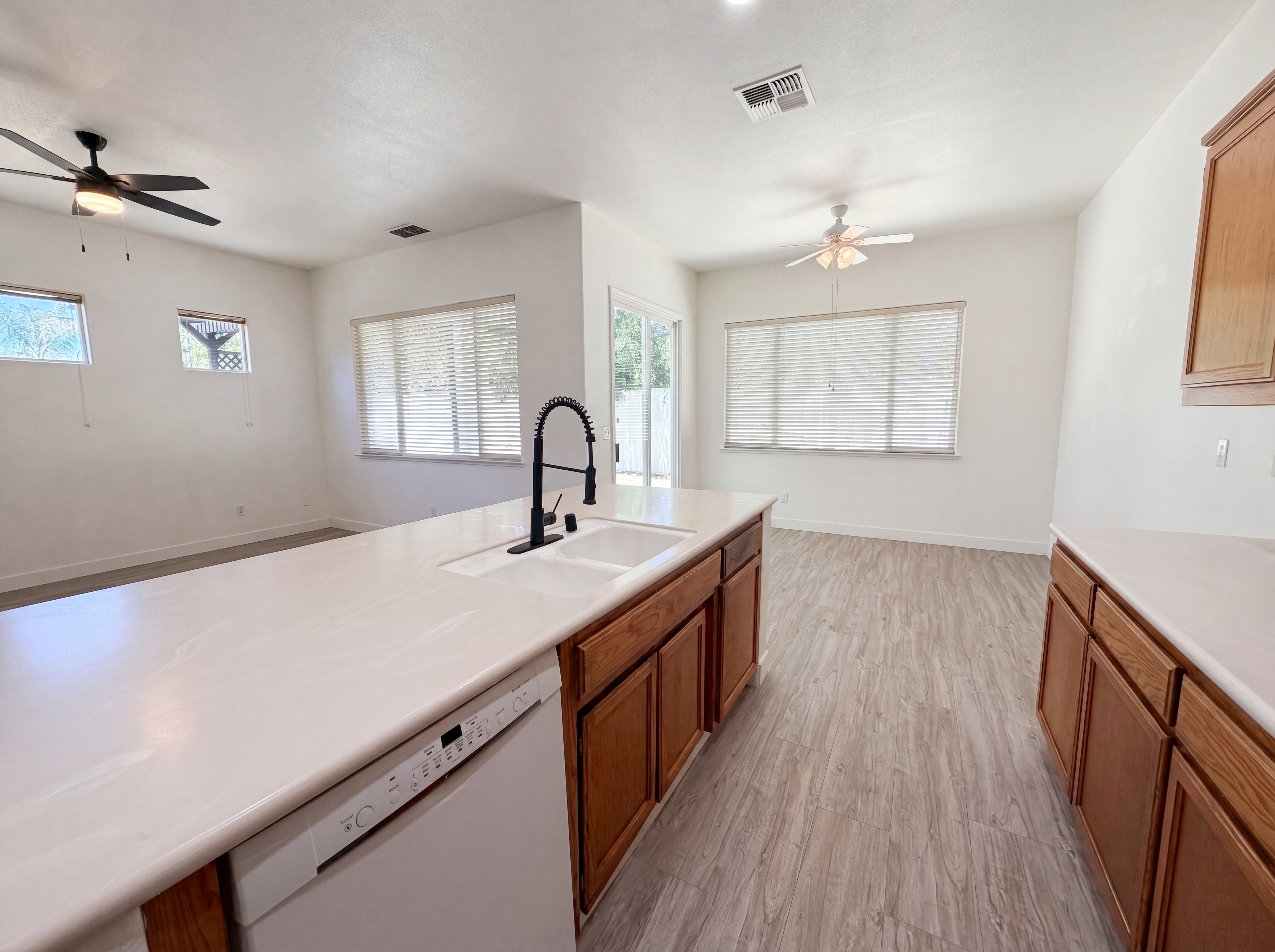 Photo 10 of 28 of 3309 Mokelumne Ct, Modesto, CA