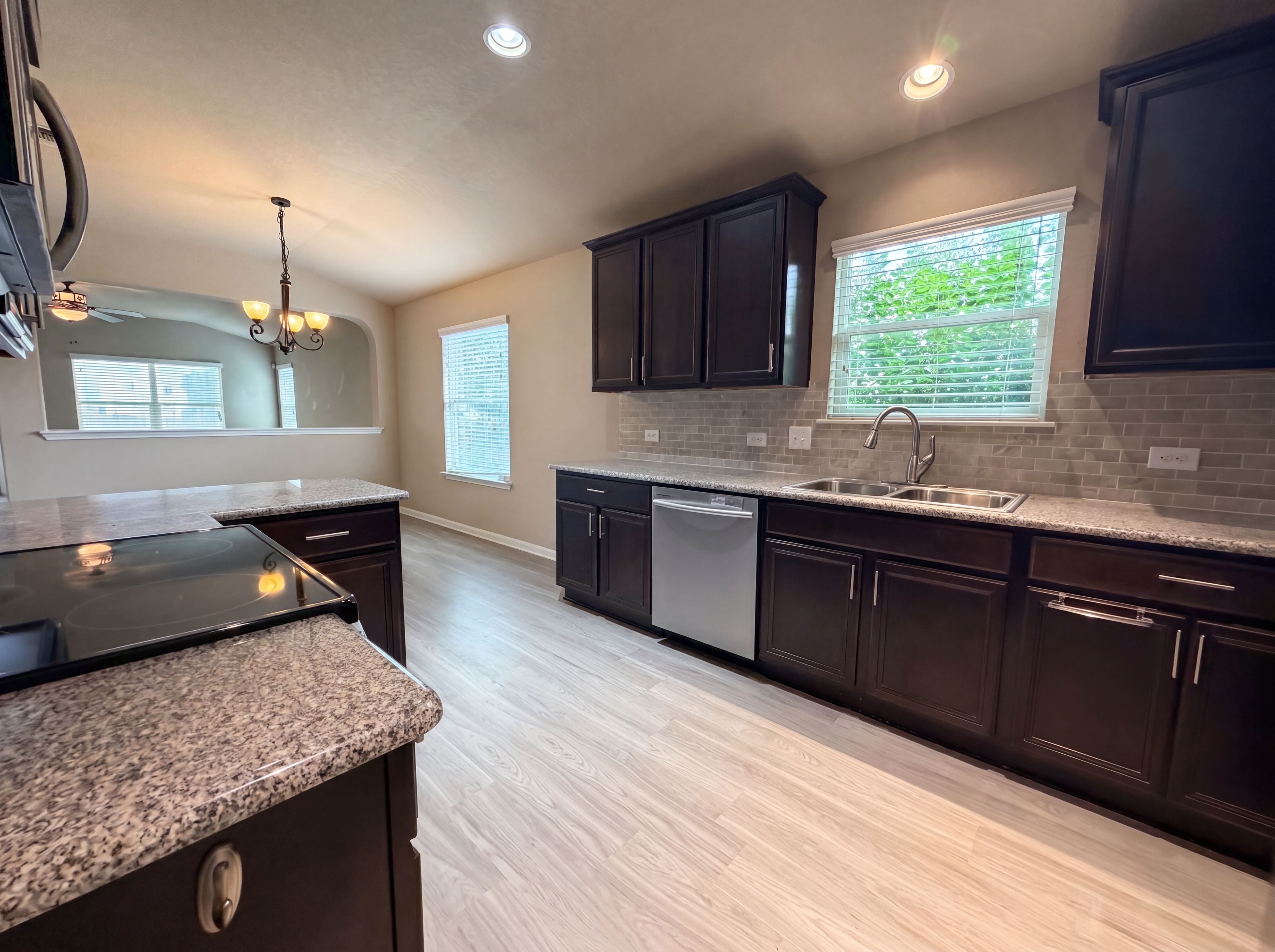 Photo 7 of 16 of 789 Wolfeton Way, New Braunfels, TX