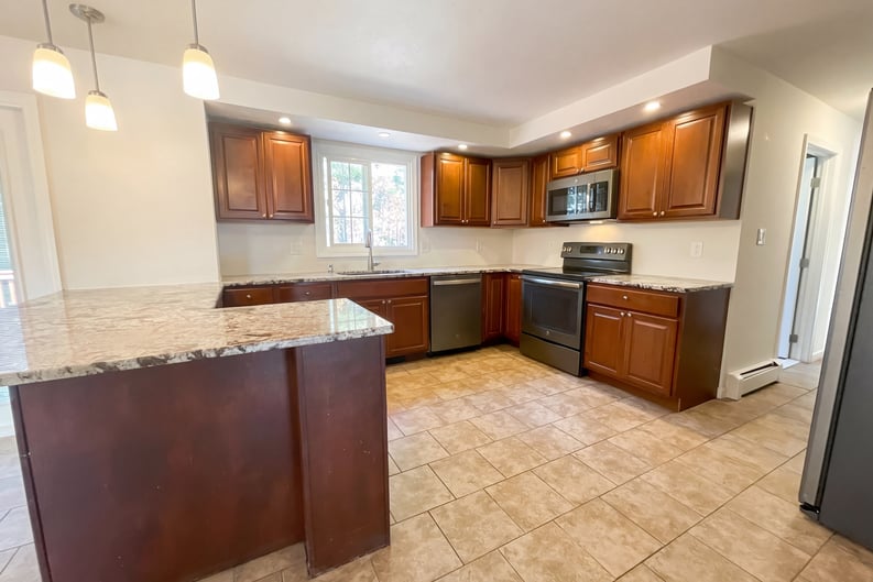Property photo 2 of 5 Tracy Ann Dr