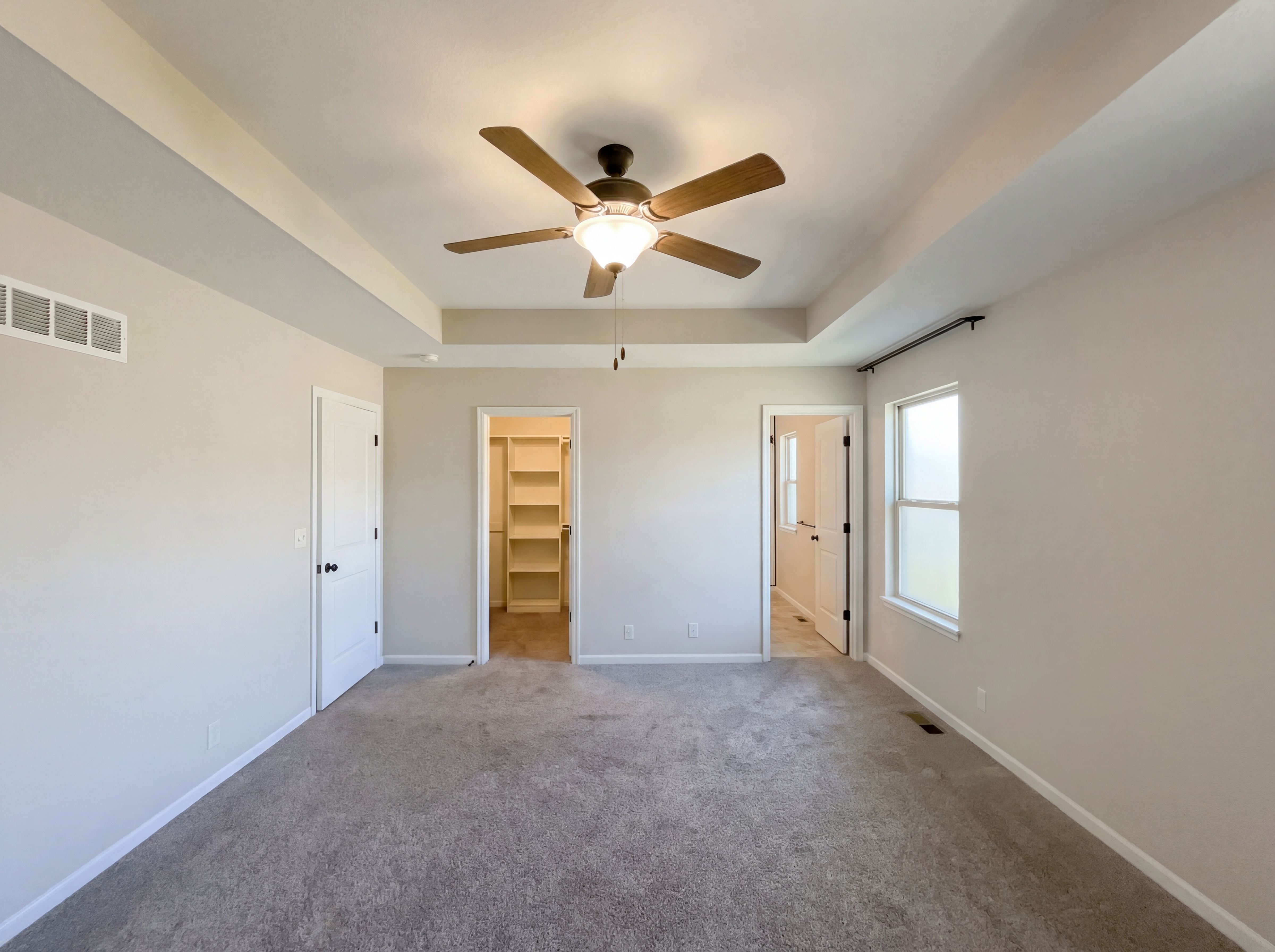 Photo 4 of 17 of 216 NE Greystone Way, Grain Valley, MO