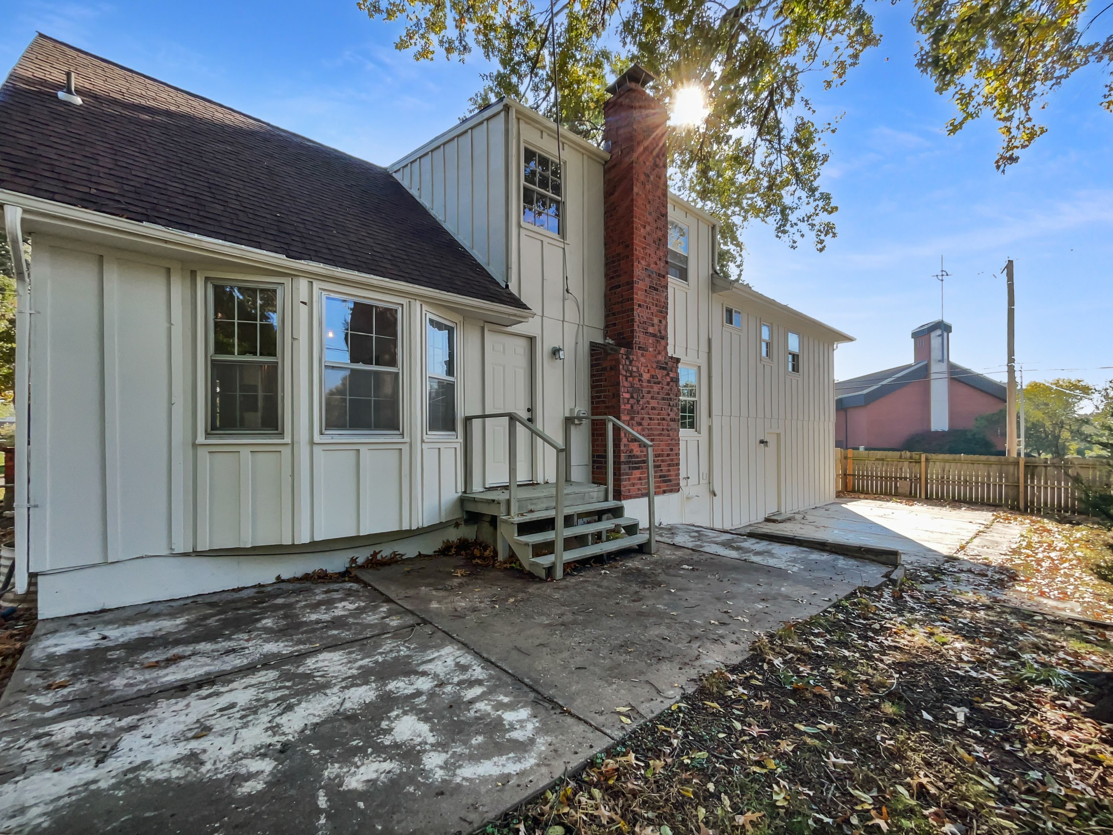 Photo 16 of 22 of 9432 Carter Dr, Overland Park, KS