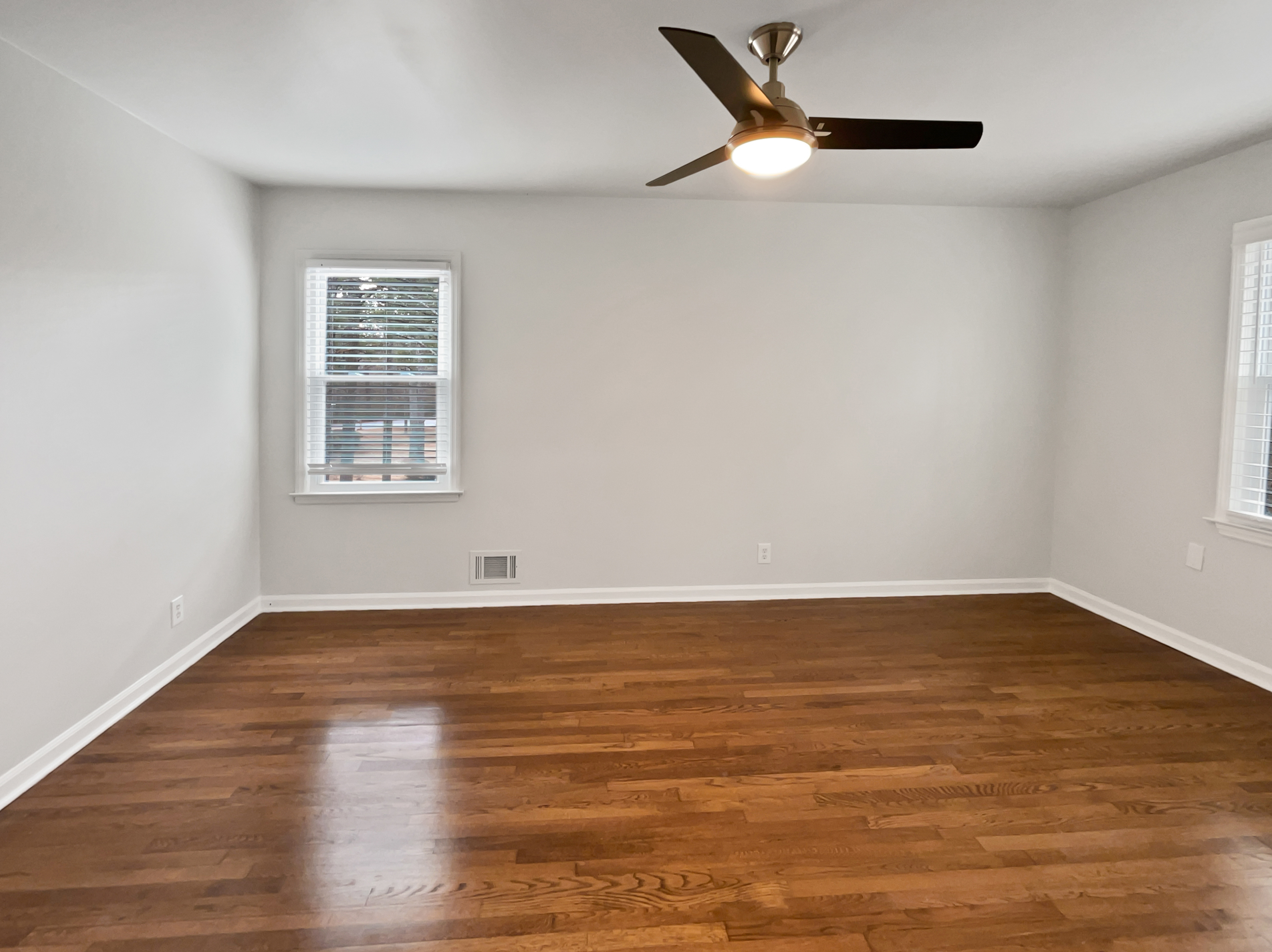 Photo 24 of 37 of 6390 E Stubbs Rd, Atlanta, GA