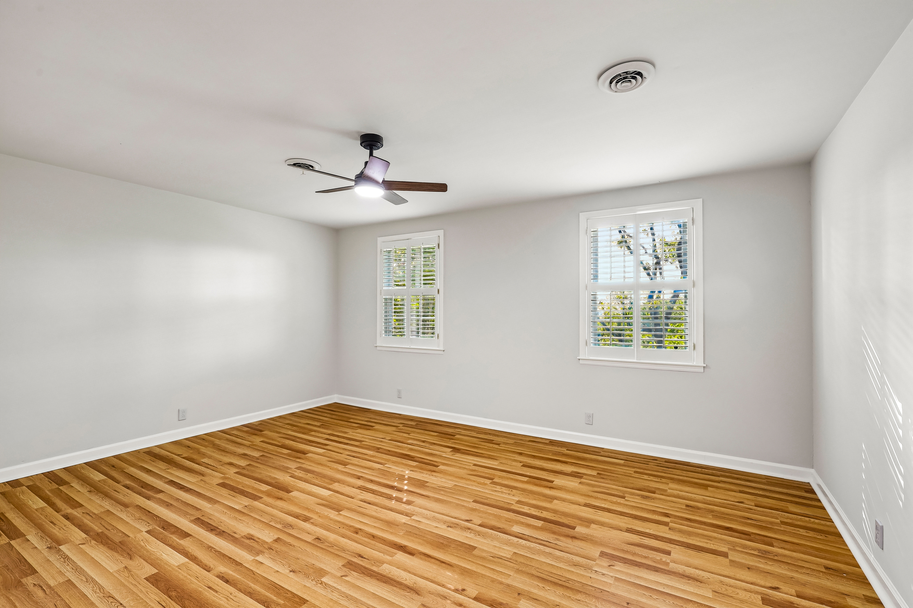Photo 33 of 69 of 5416 Forest Acres Dr, Nashville, TN