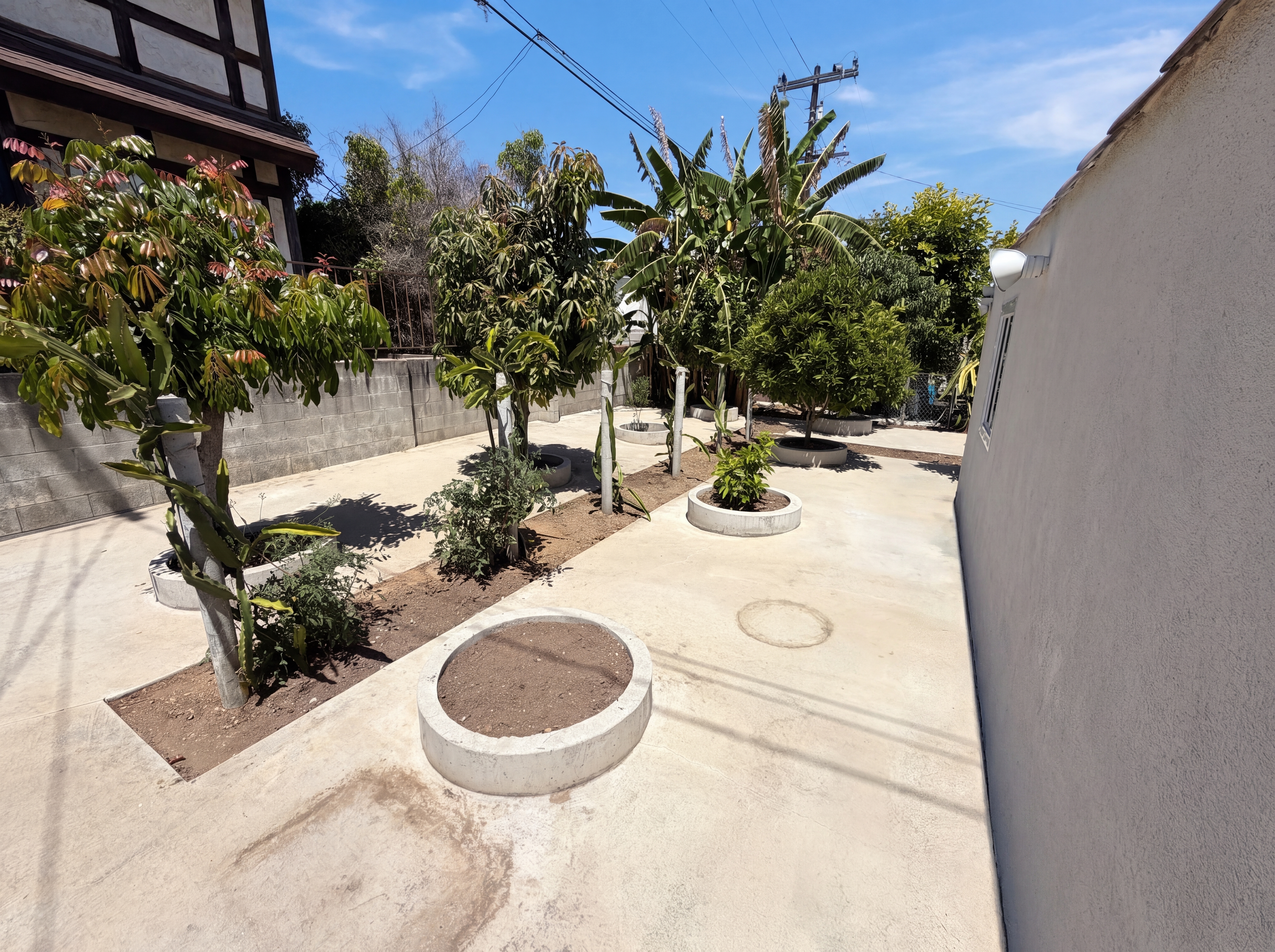Photo 29 of 31 of 817 S 9th St, Alhambra, CA