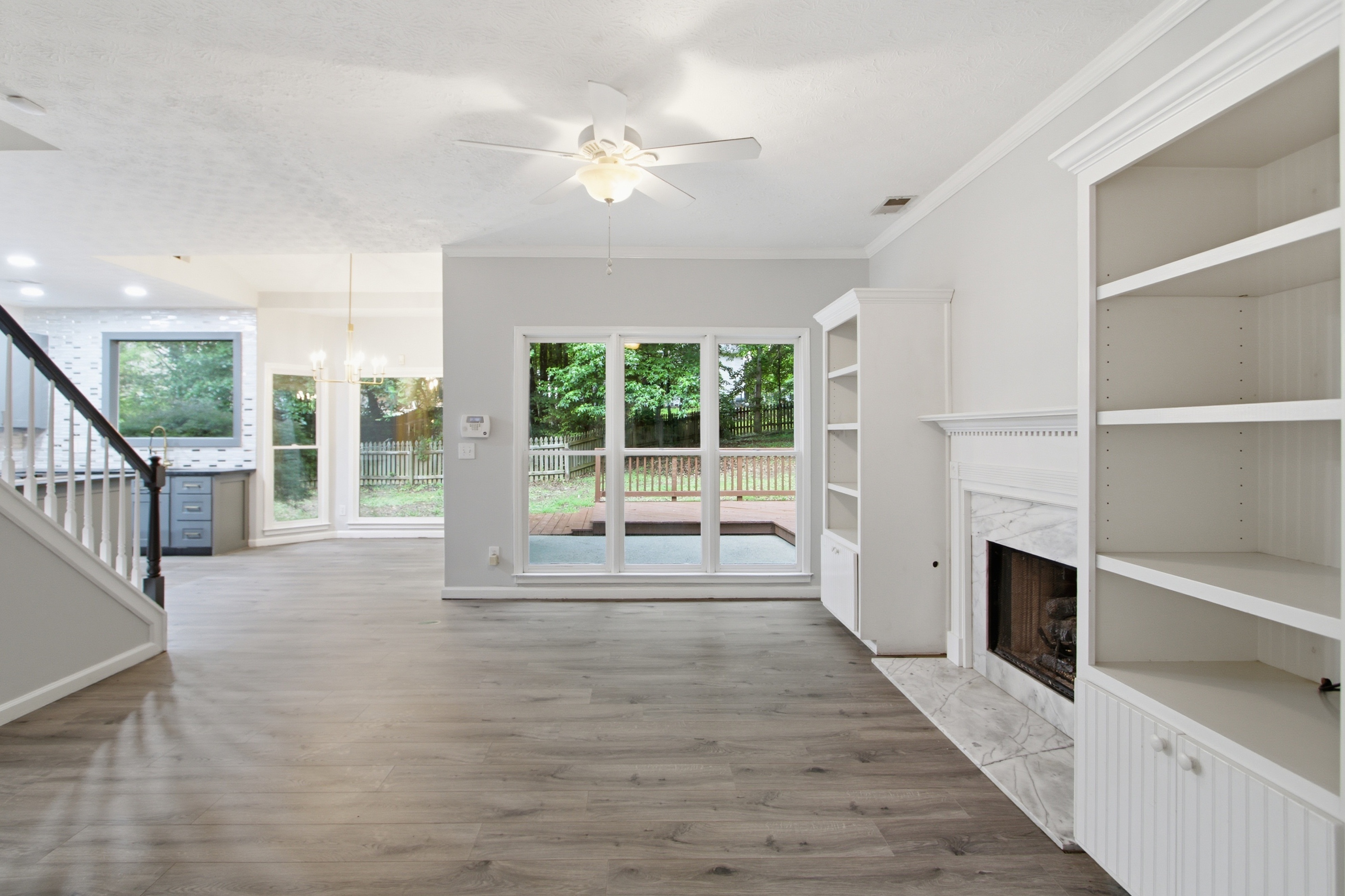 Photo 11 of 37 of 3504 Wellsley Dr, Powder Springs, GA