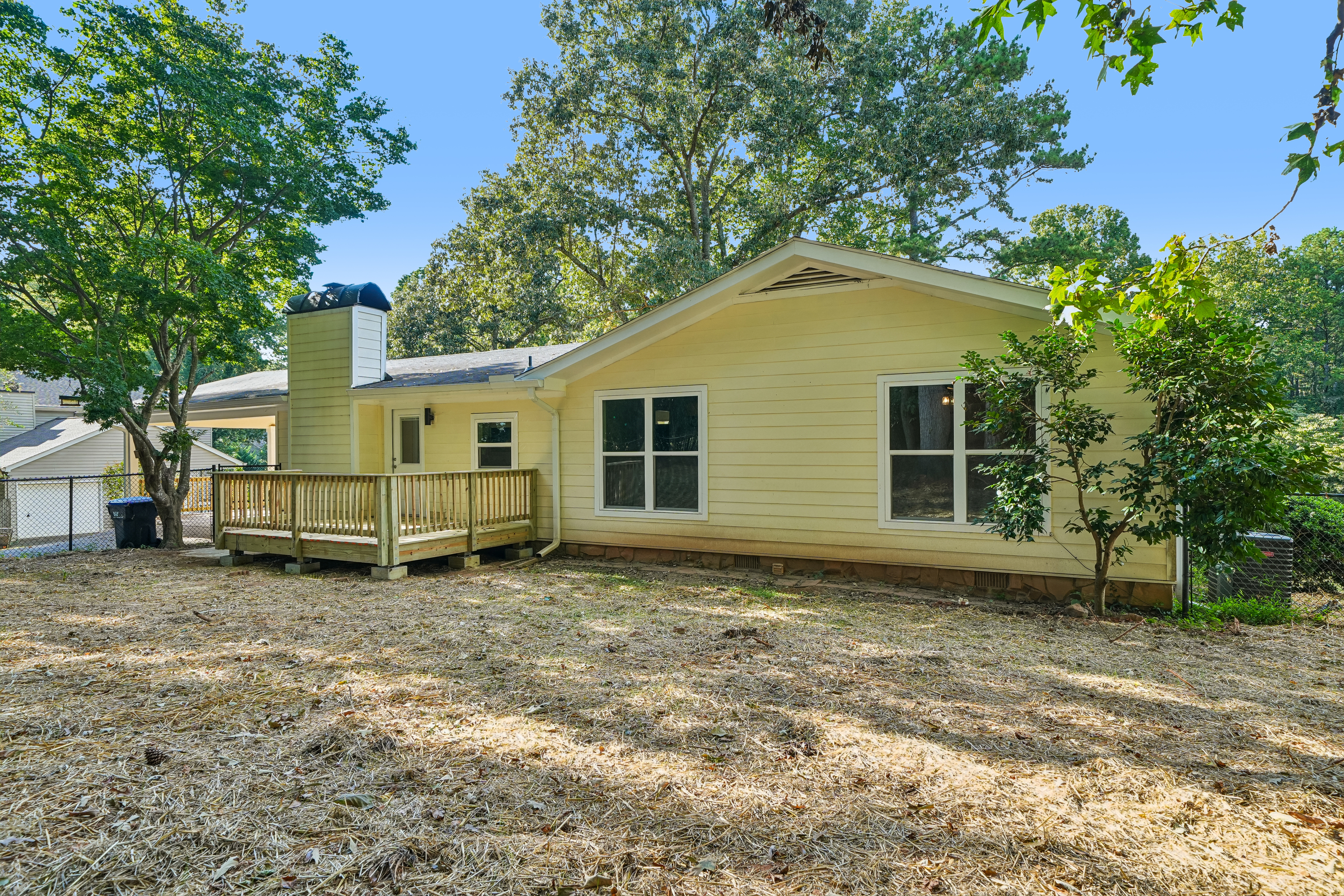 Photo 10 of 30 of 721 Belmont Rdg, Lawrenceville, GA