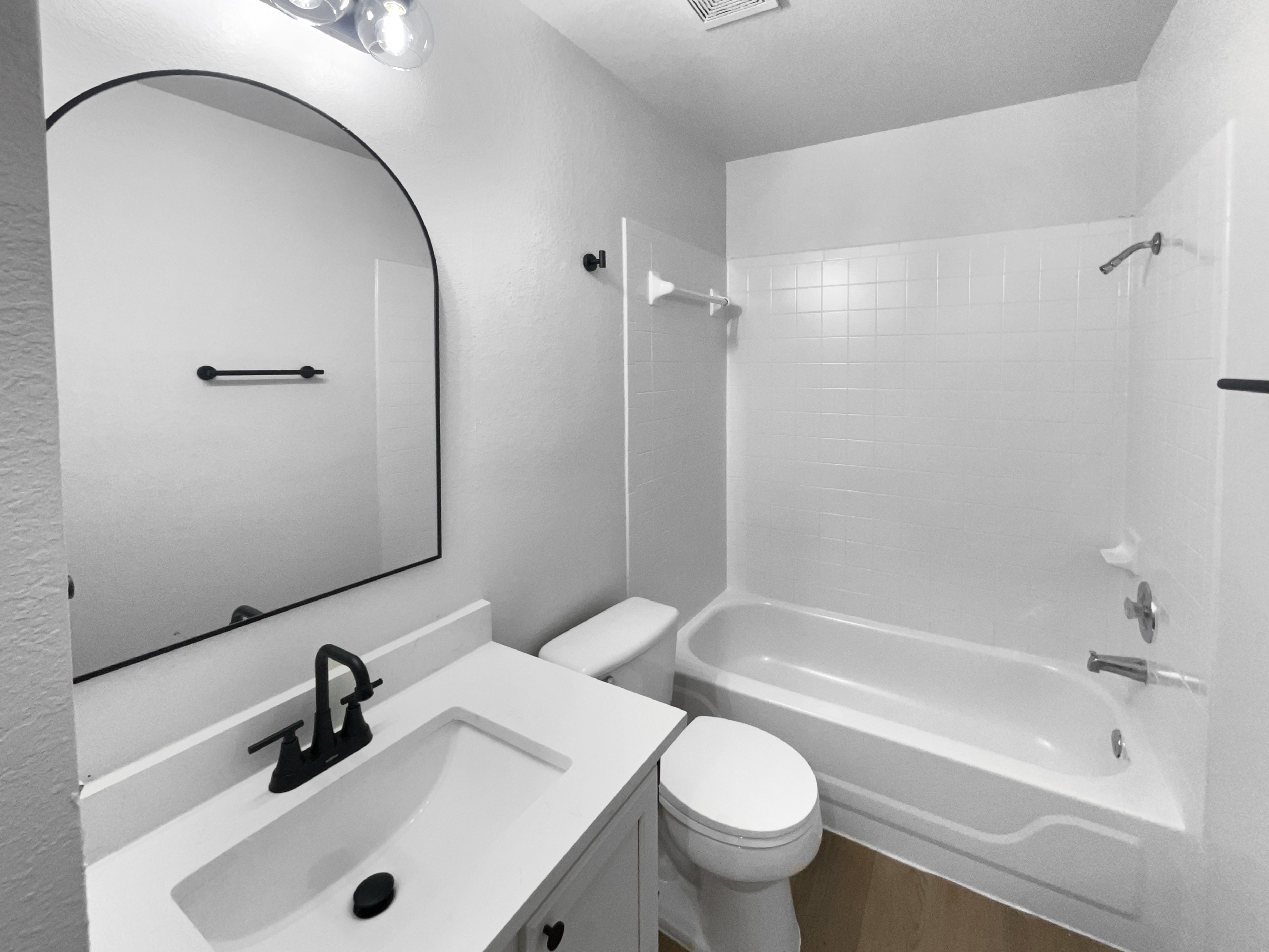 Photo 15 of 20 of 1207 Brashear Ln, Cedar Park, TX