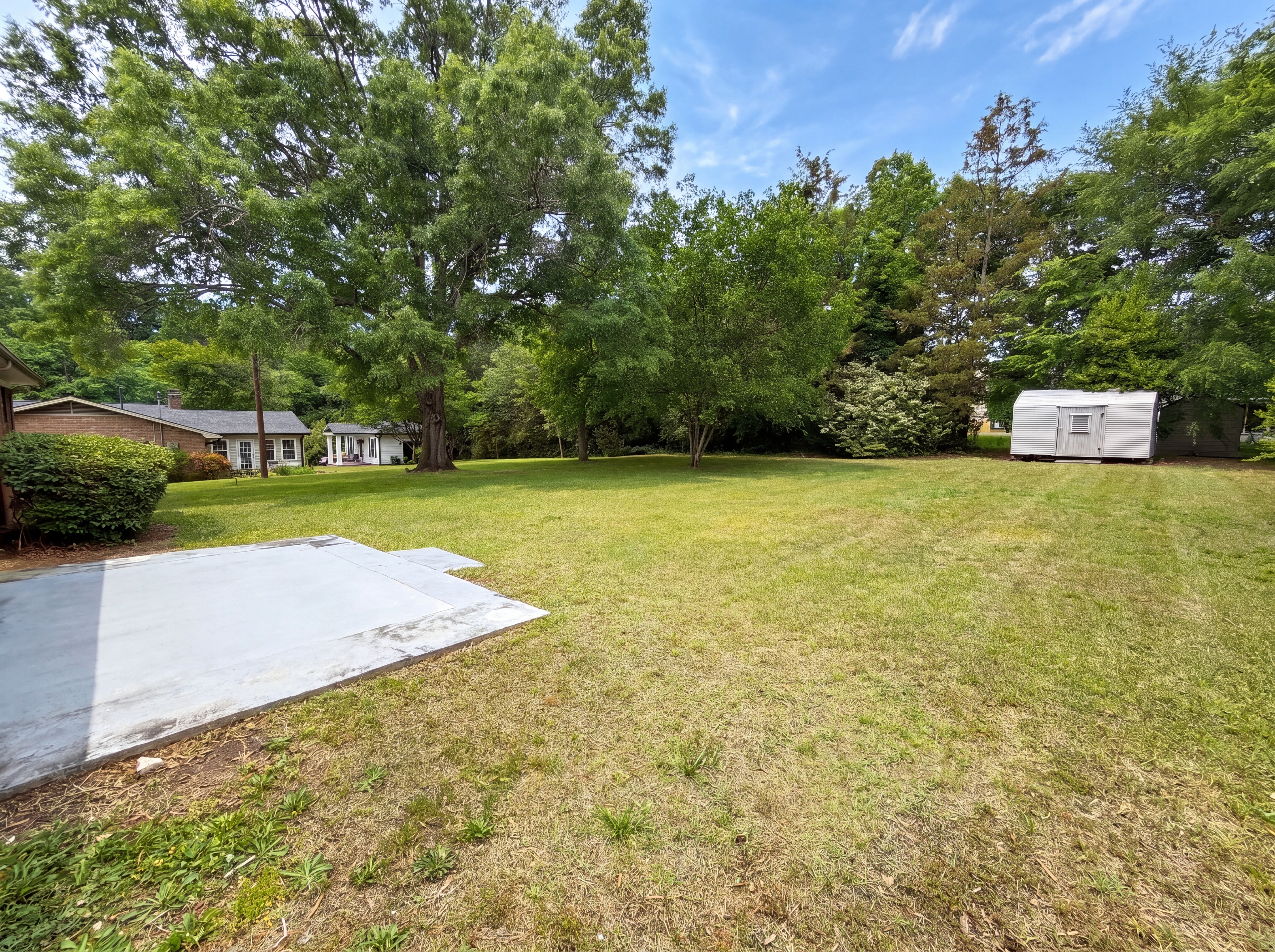 Photo 5 of 19 of 128 Greenview Dr, Kannapolis, NC