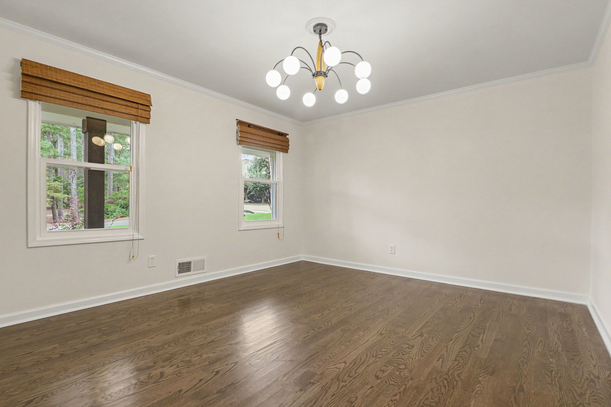 Photo 7 of 20 of 1772 Huntingford Dr, Marietta, GA