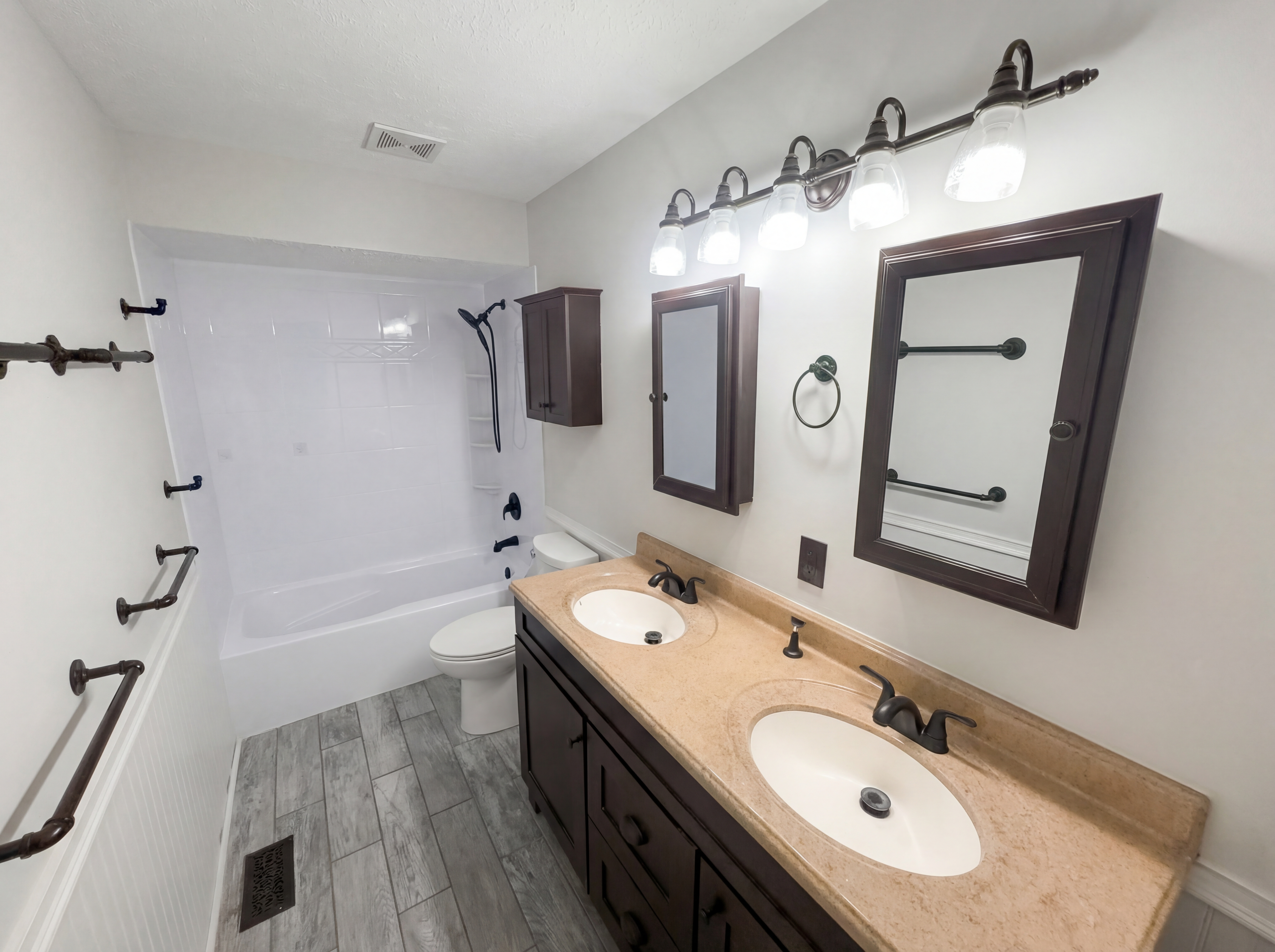 Photo 23 of 28 of 12825 Clifford Cir, Carmel, IN